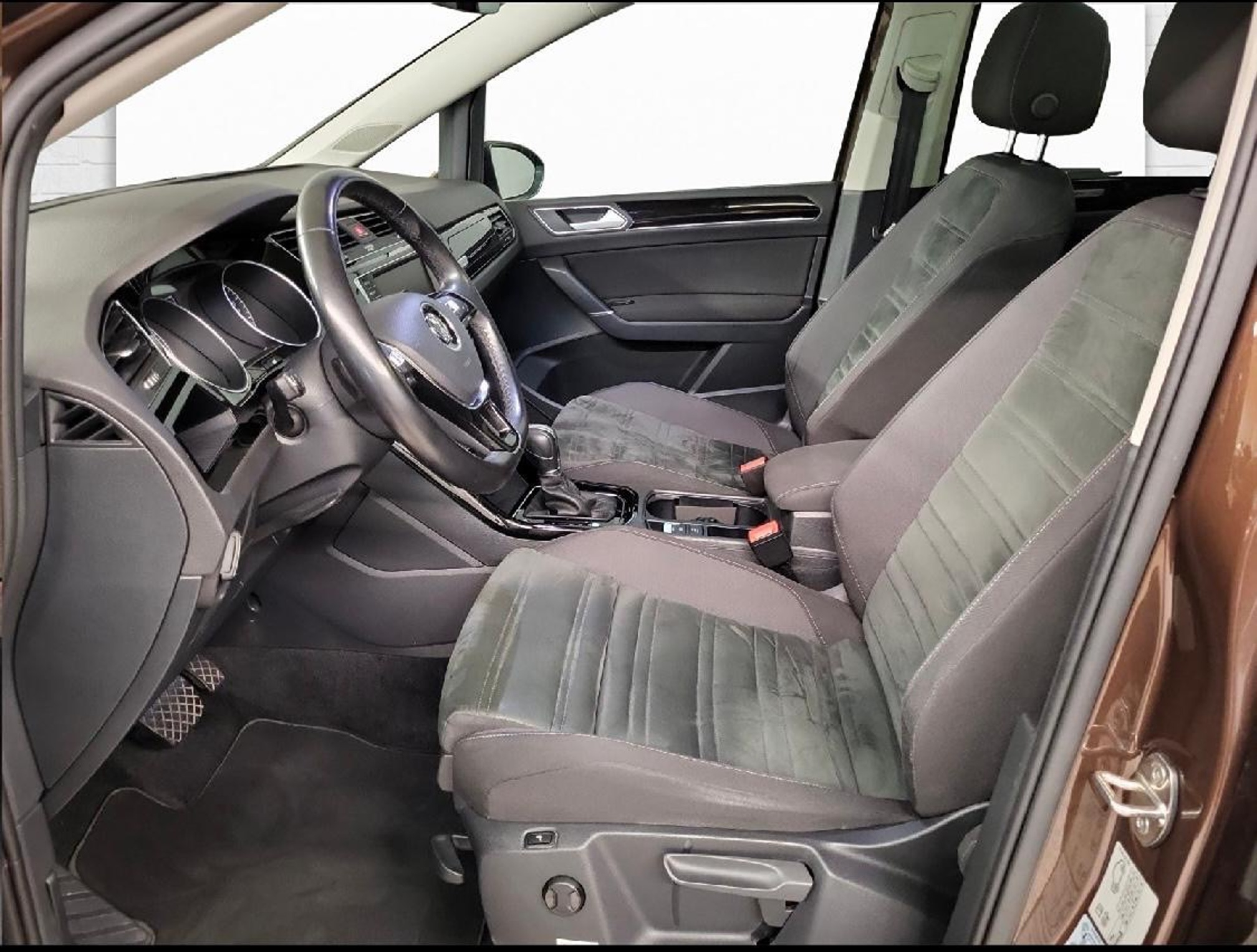 VW Touran 2.0 TDI 7-Plätzer — zdjęcie 8