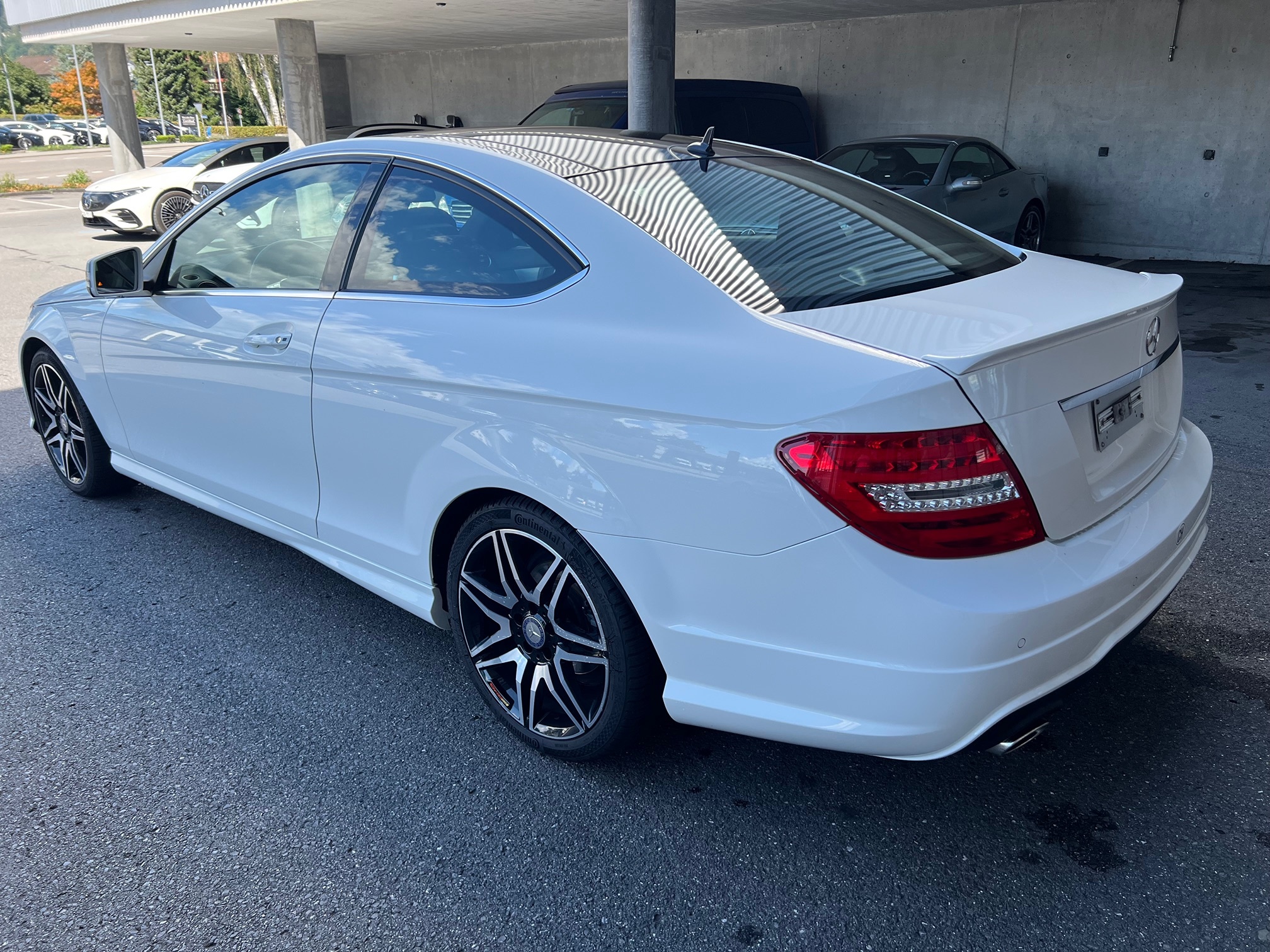 MERCEDES-BENZ C 180 Coupe — zdjęcie 9