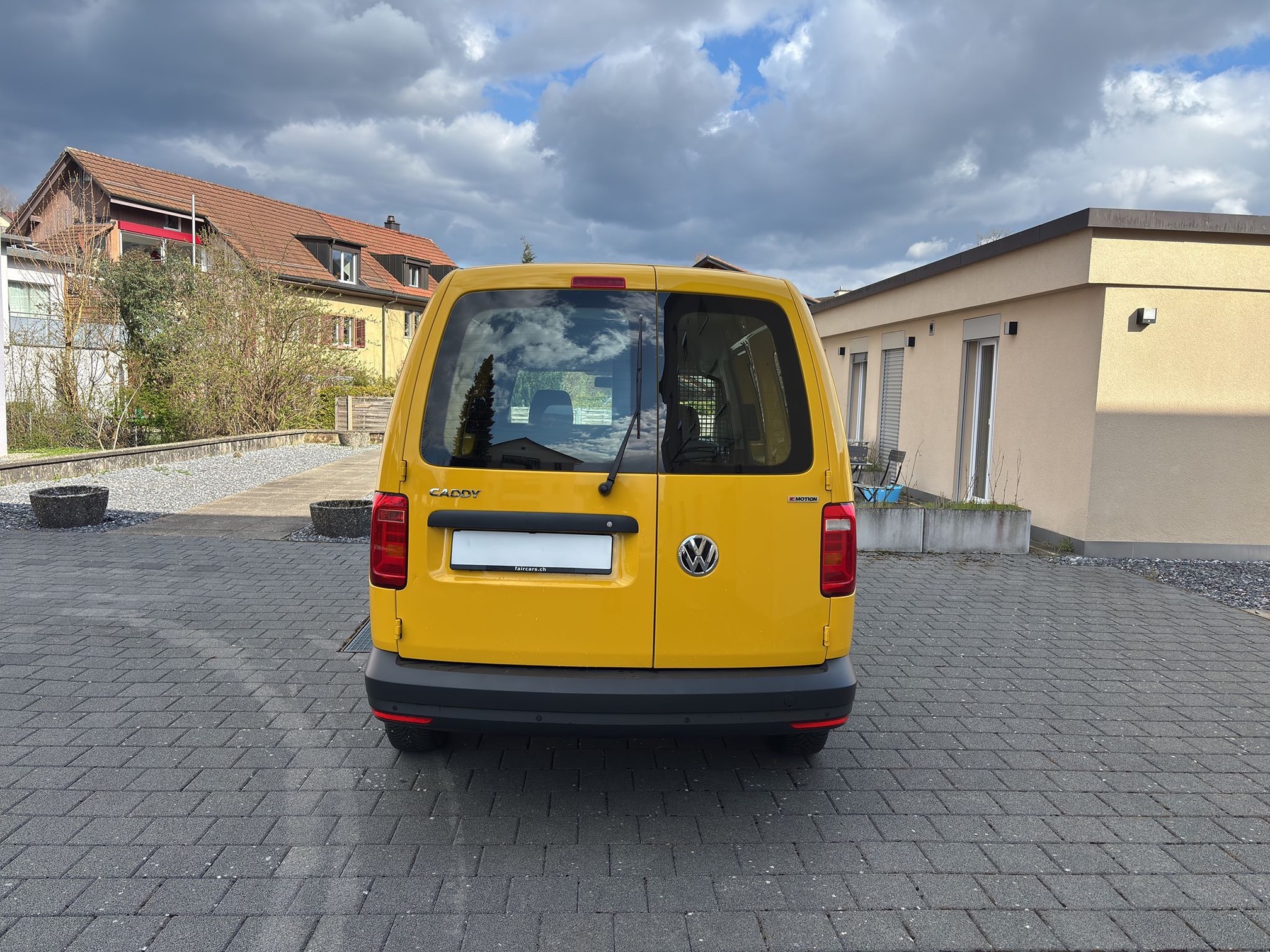 VW CaddyMax 2.0TDI4M — zdjęcie 5