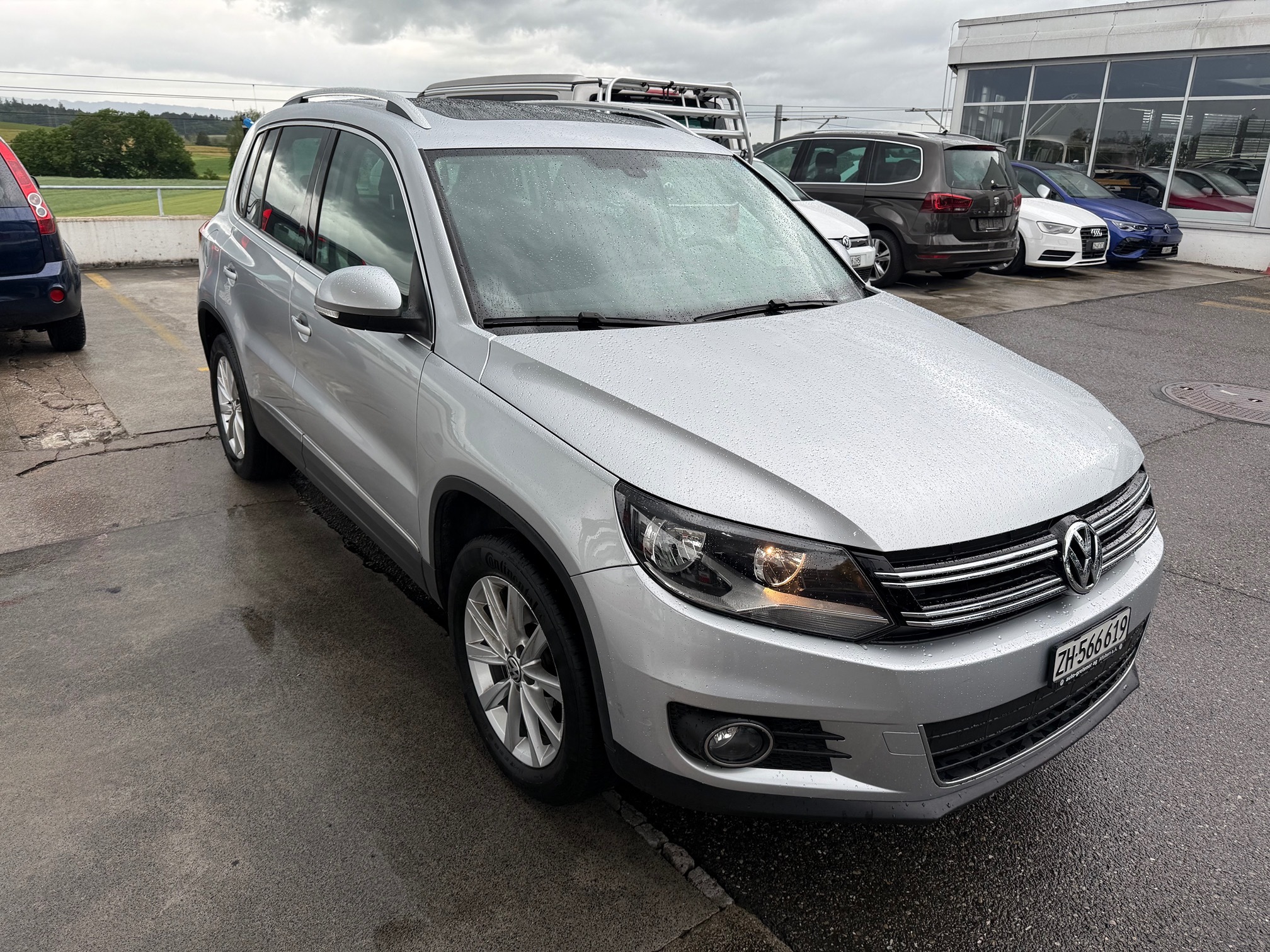 VW Tiguan 2.0 — zdjęcie 7