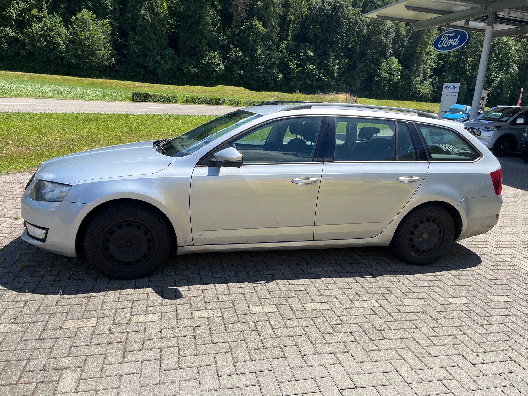 SKODA Octavia 1.4 Combi — zdjęcie 2