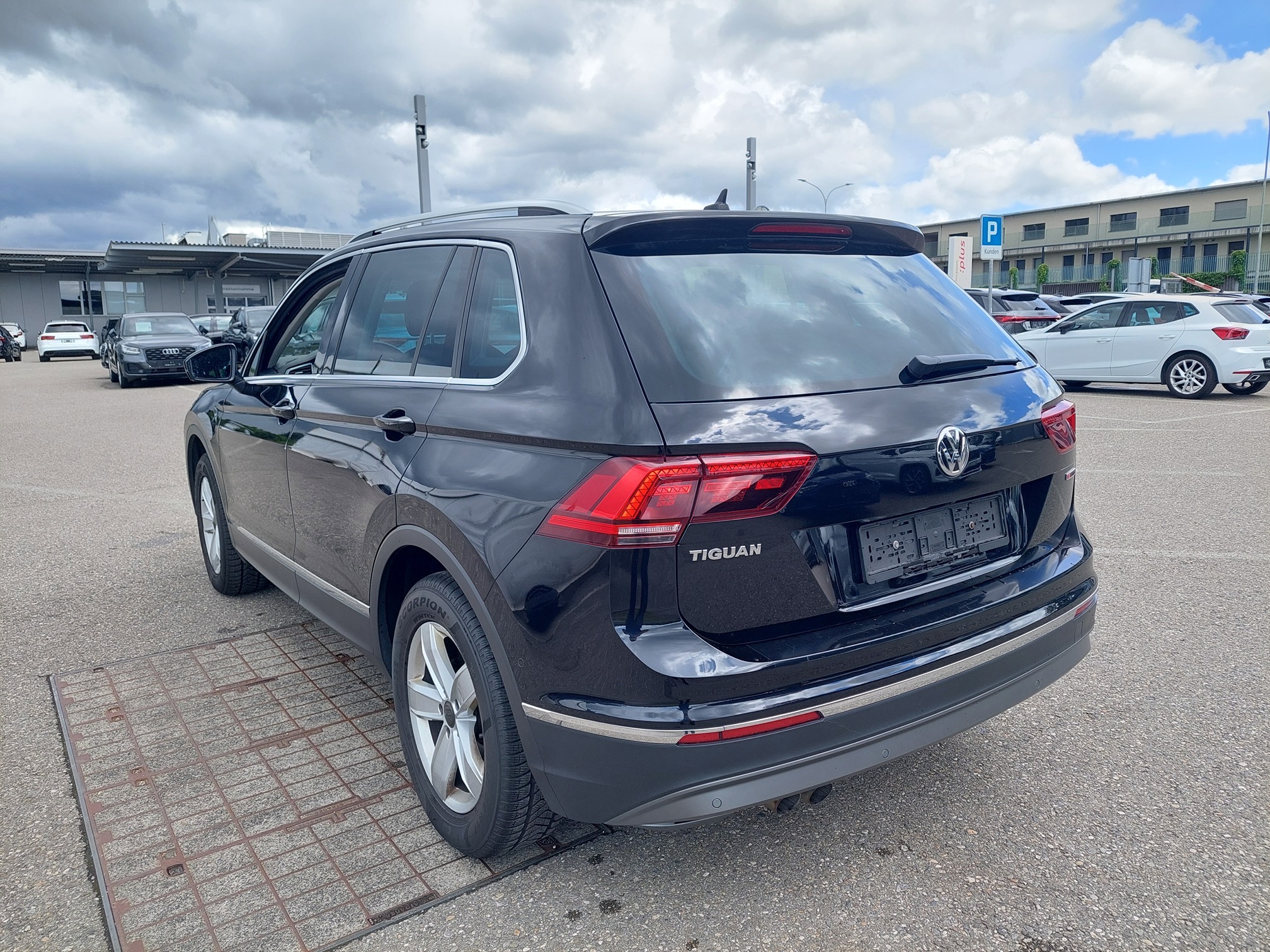 VW Tiguan 2.0 TDI 4M — zdjęcie 4