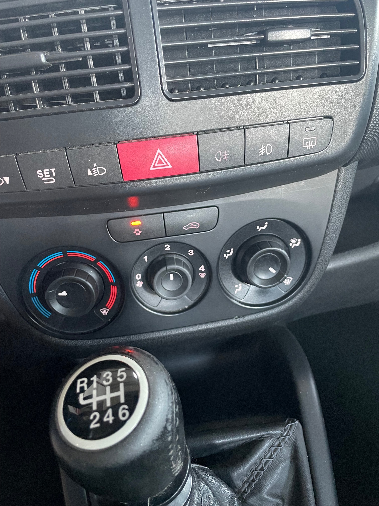 OPEL Combo D 1.6 CDTI — zdjęcie 9