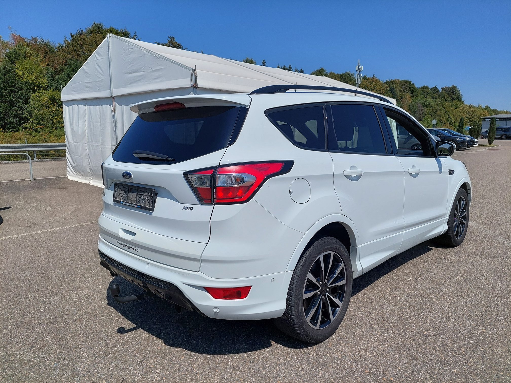 FORD Kuga 2.0 TDCi 4x4 — zdjęcie 3