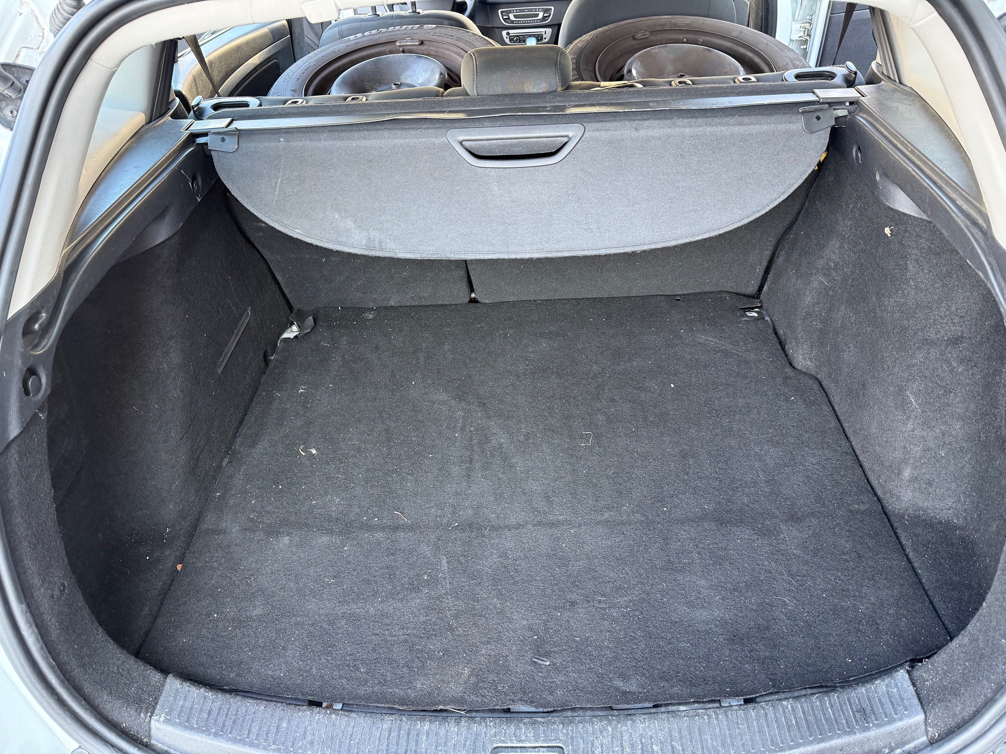 RENAULT Megane dCi110 EDC — zdjęcie 15