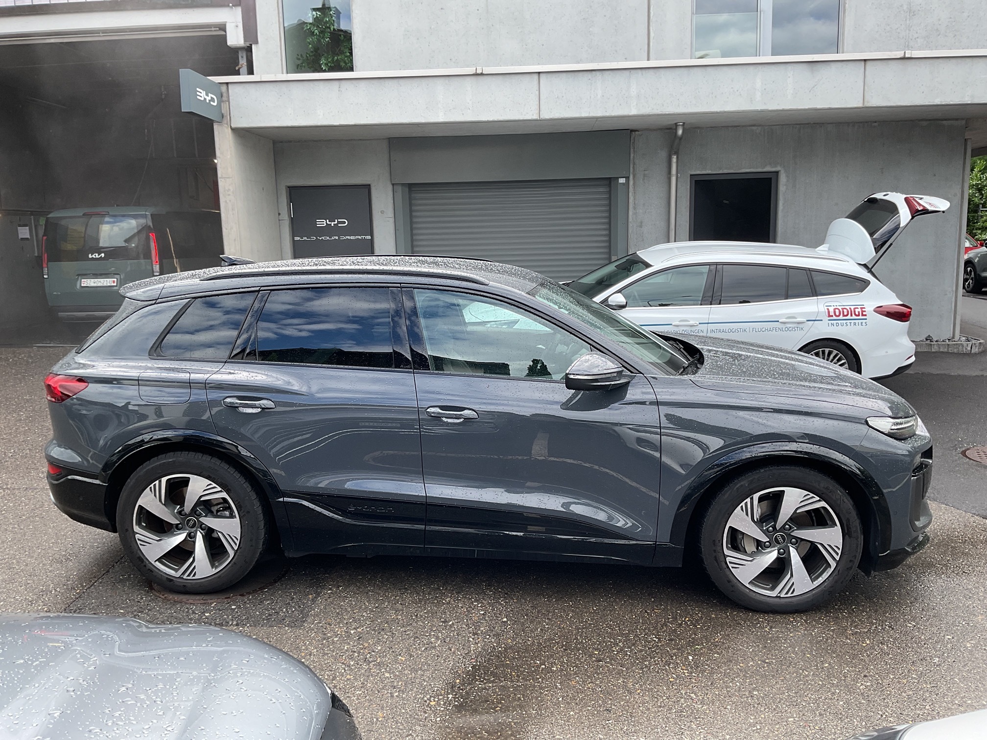 AUDI Q6 e-tron — zdjęcie 7