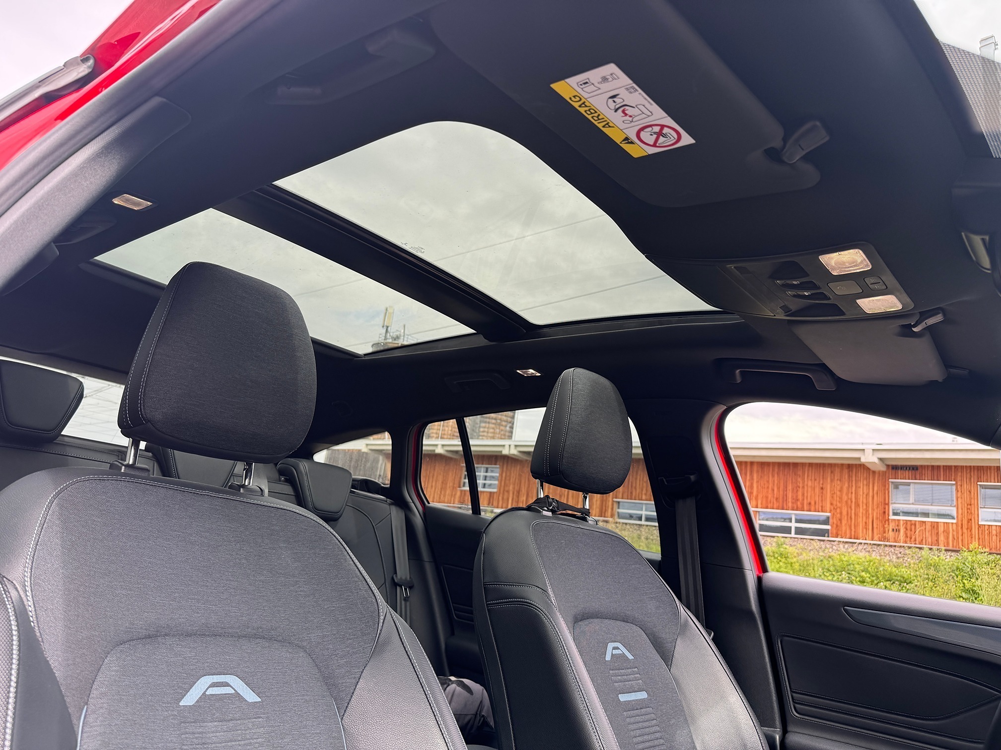 FORD Focus 1.5 SCTi — zdjęcie 7