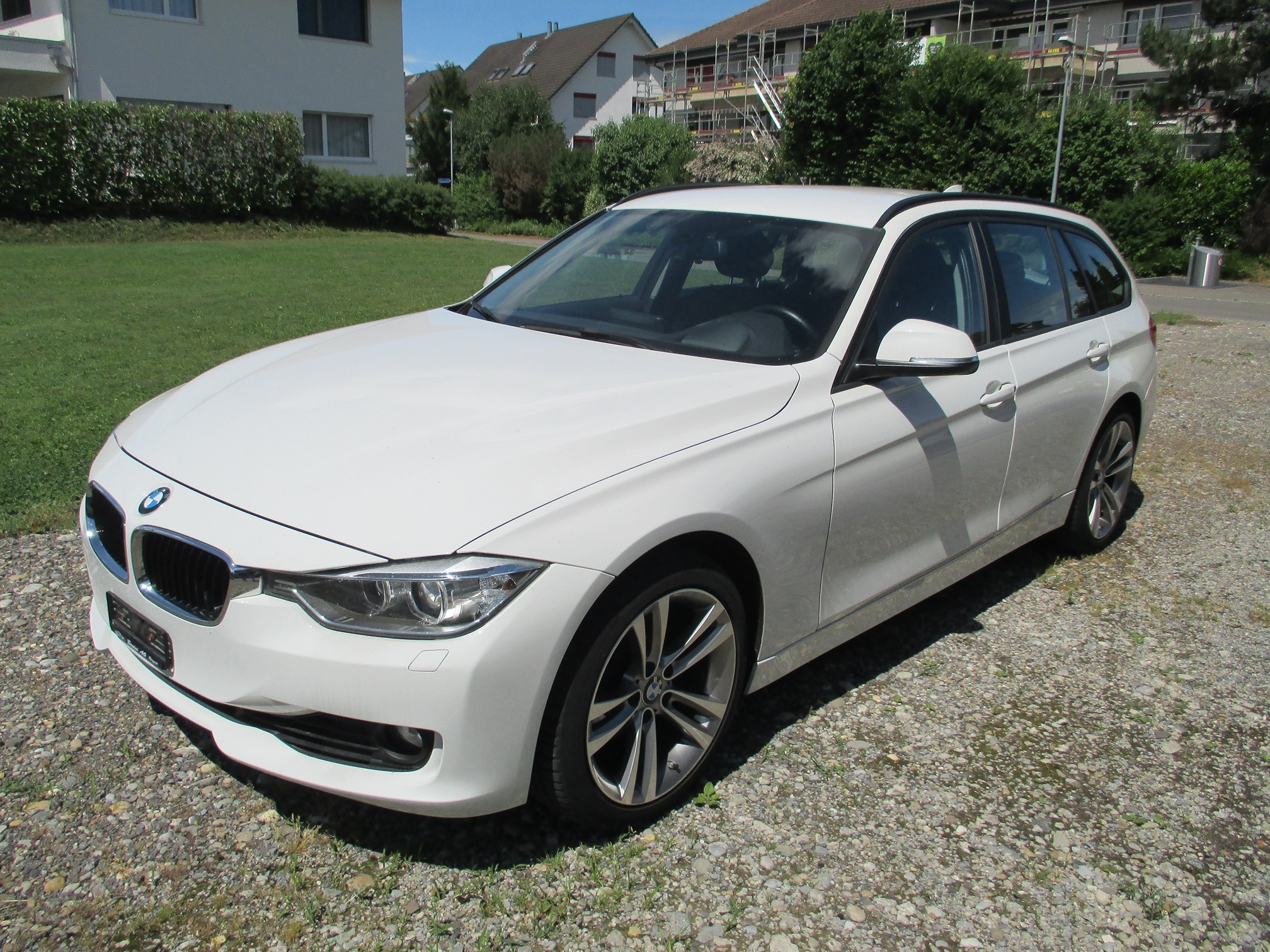 BMW 320i — zdjęcie 1