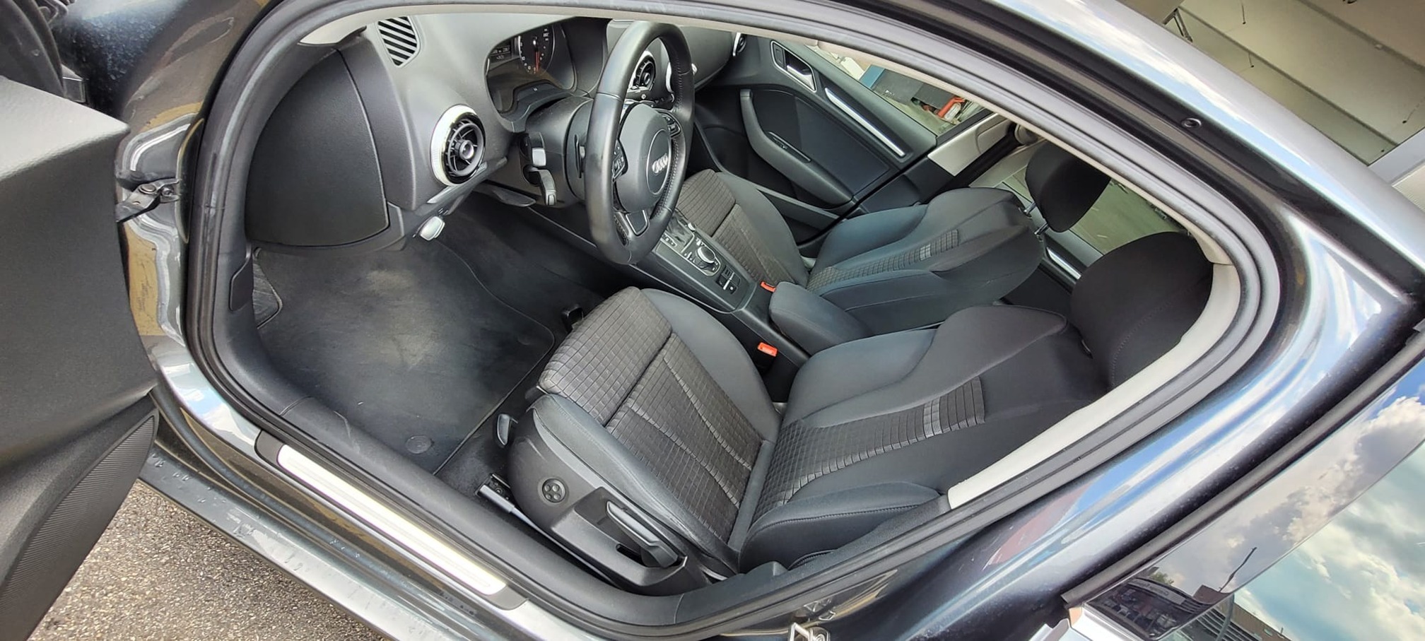 AUDI A3 Limo. 1.8TFSI — zdjęcie 7