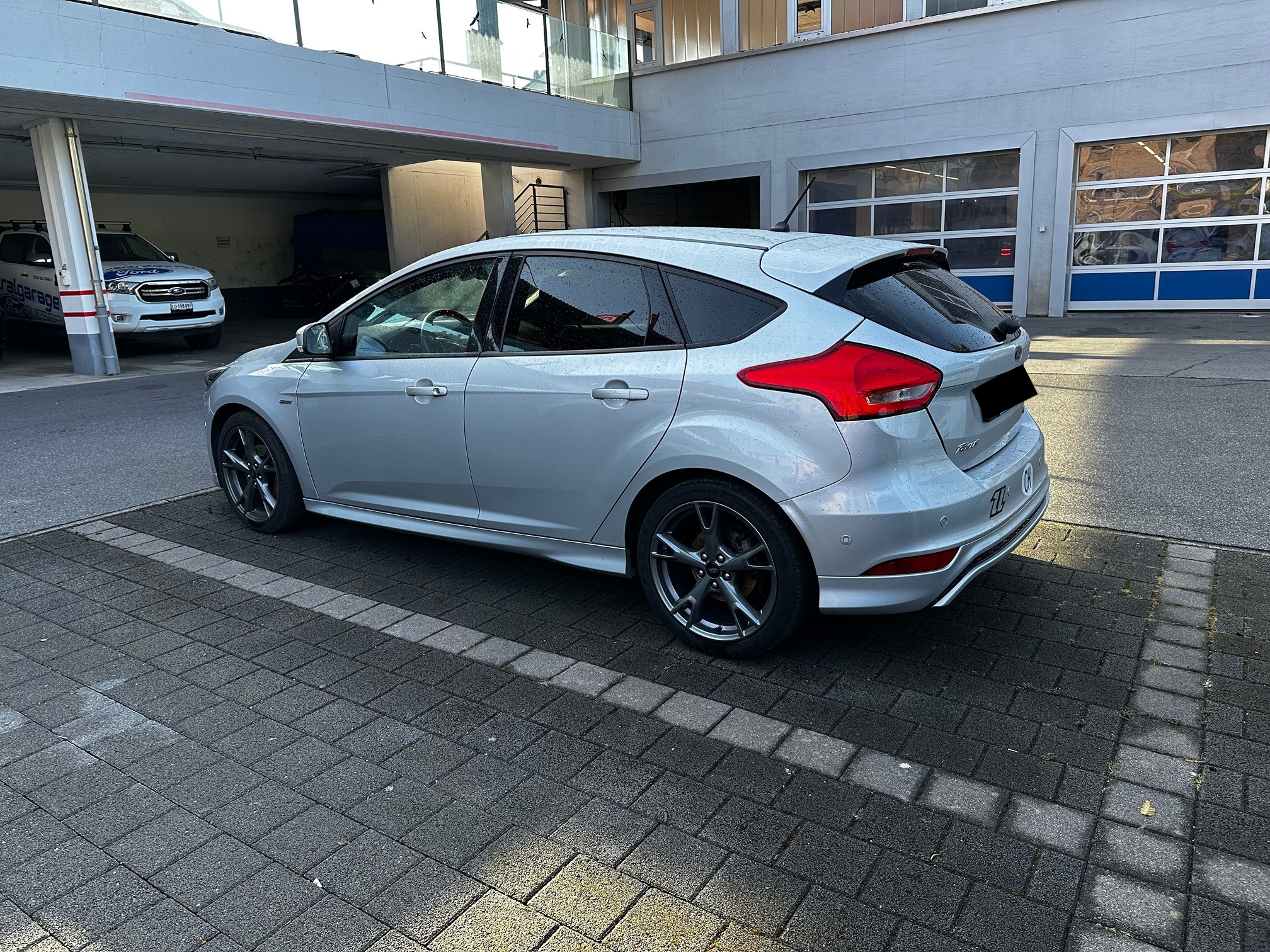 FORD Focus 1.0 SCTi ST-Line AUTOMAT — zdjęcie 3