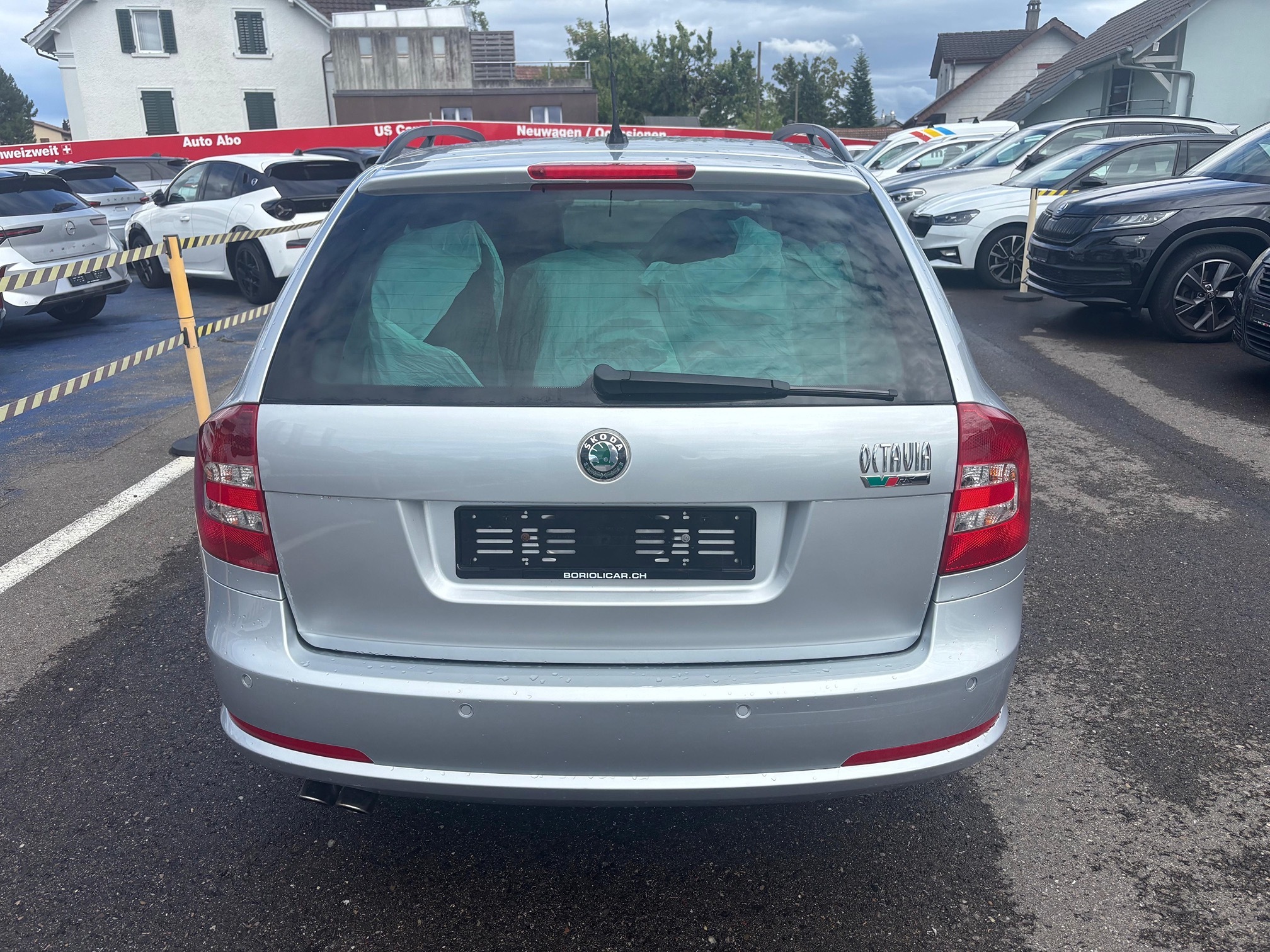 SKODA Octavia Combi — zdjęcie 6