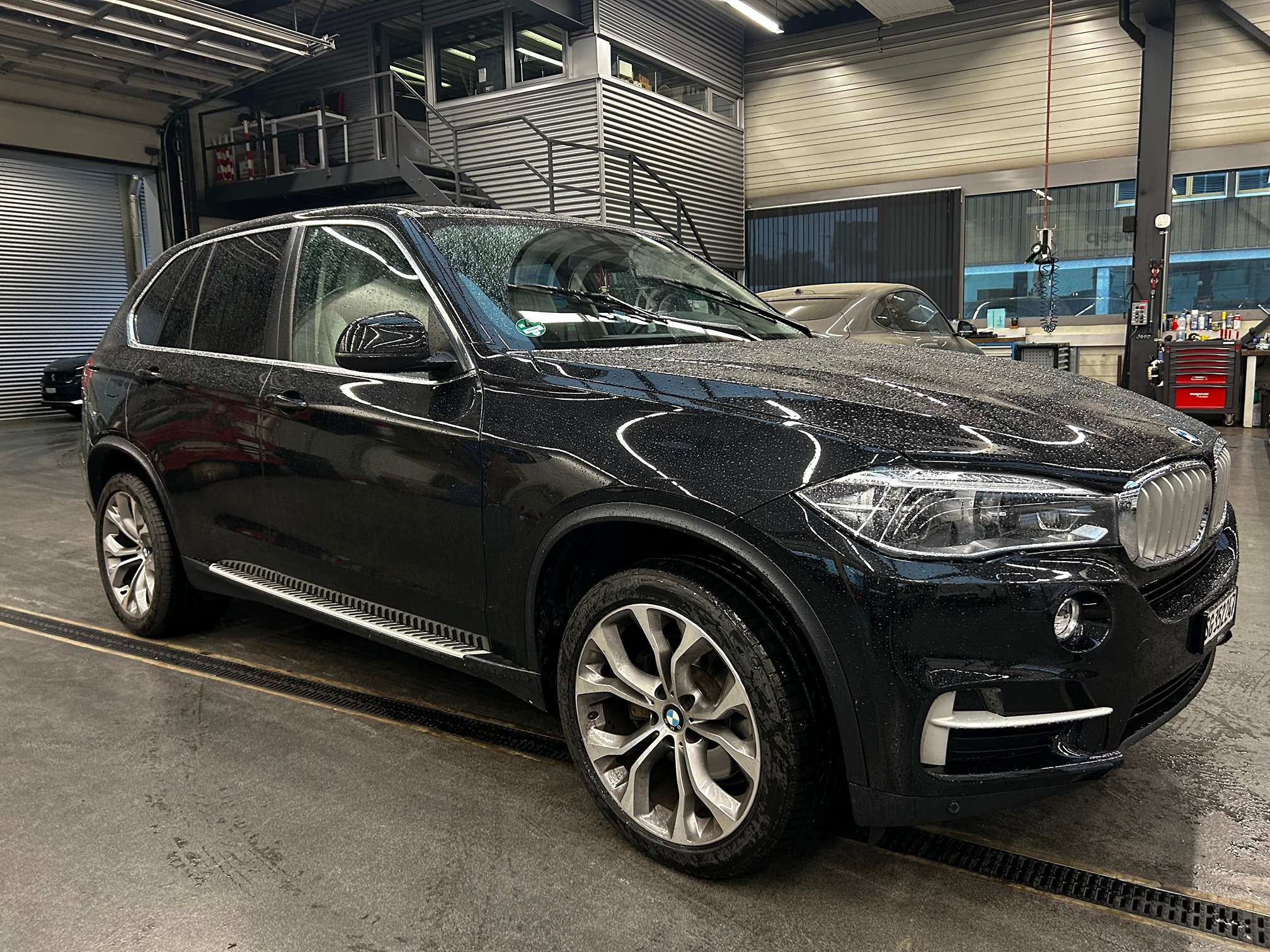 BMW X5 xDrive40d — zdjęcie 2