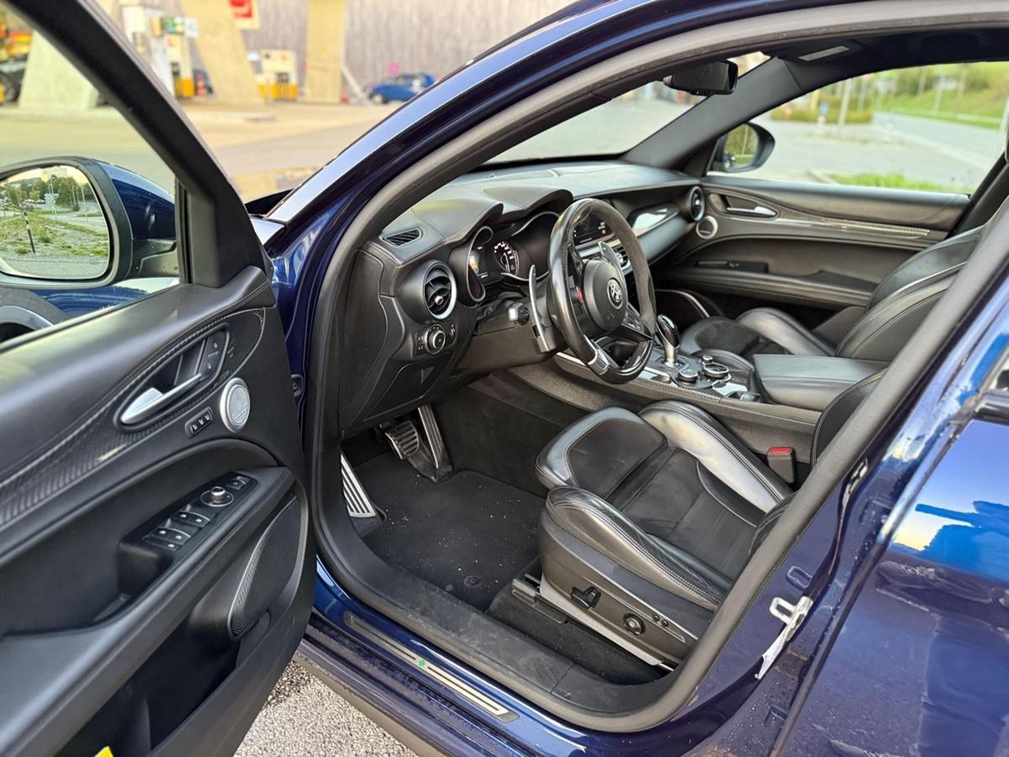 ALFA ROMEO Stelvio2.9V6 Q4 — zdjęcie 7