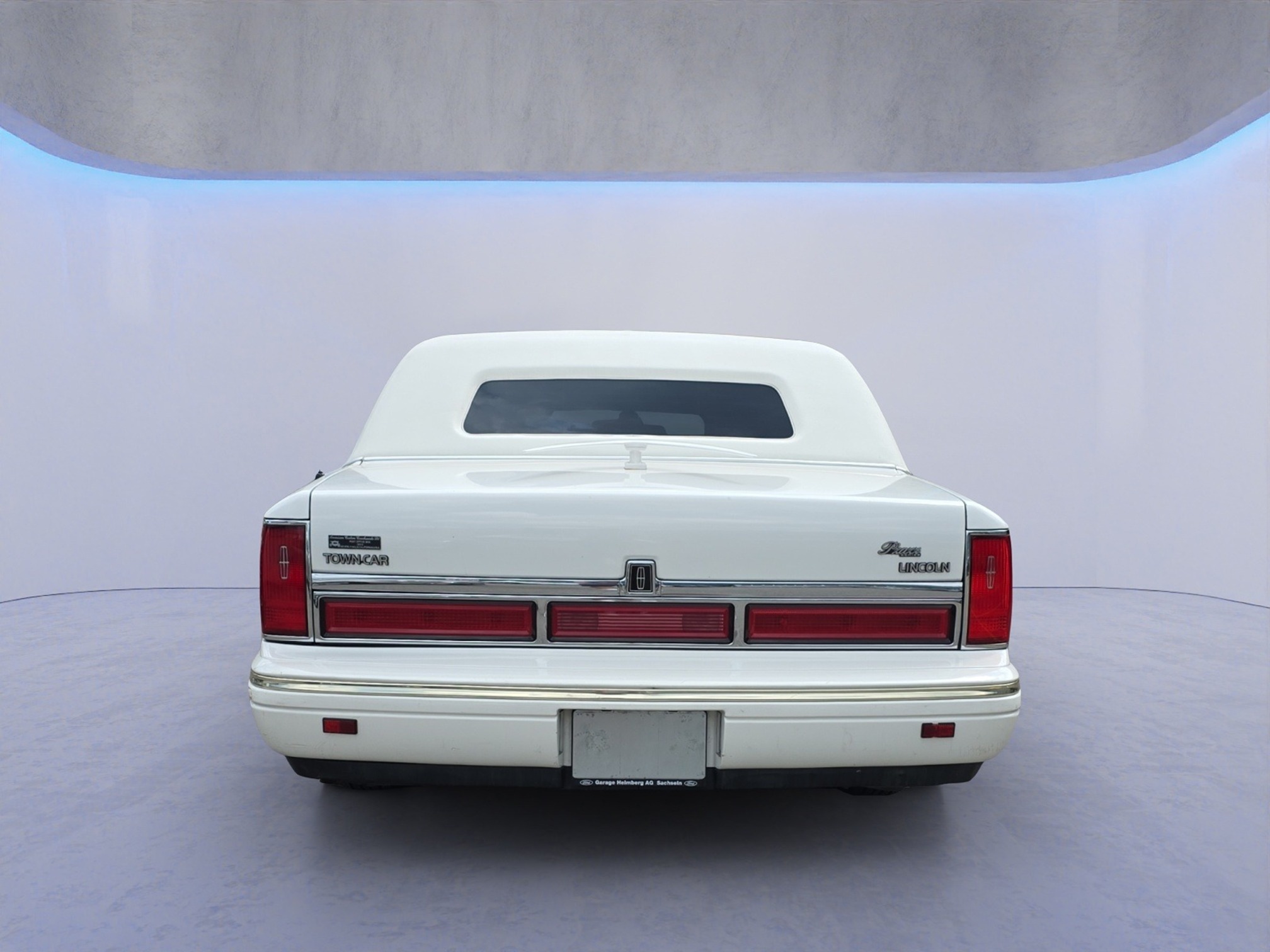 FORD Lincoln Town Car — zdjęcie 4