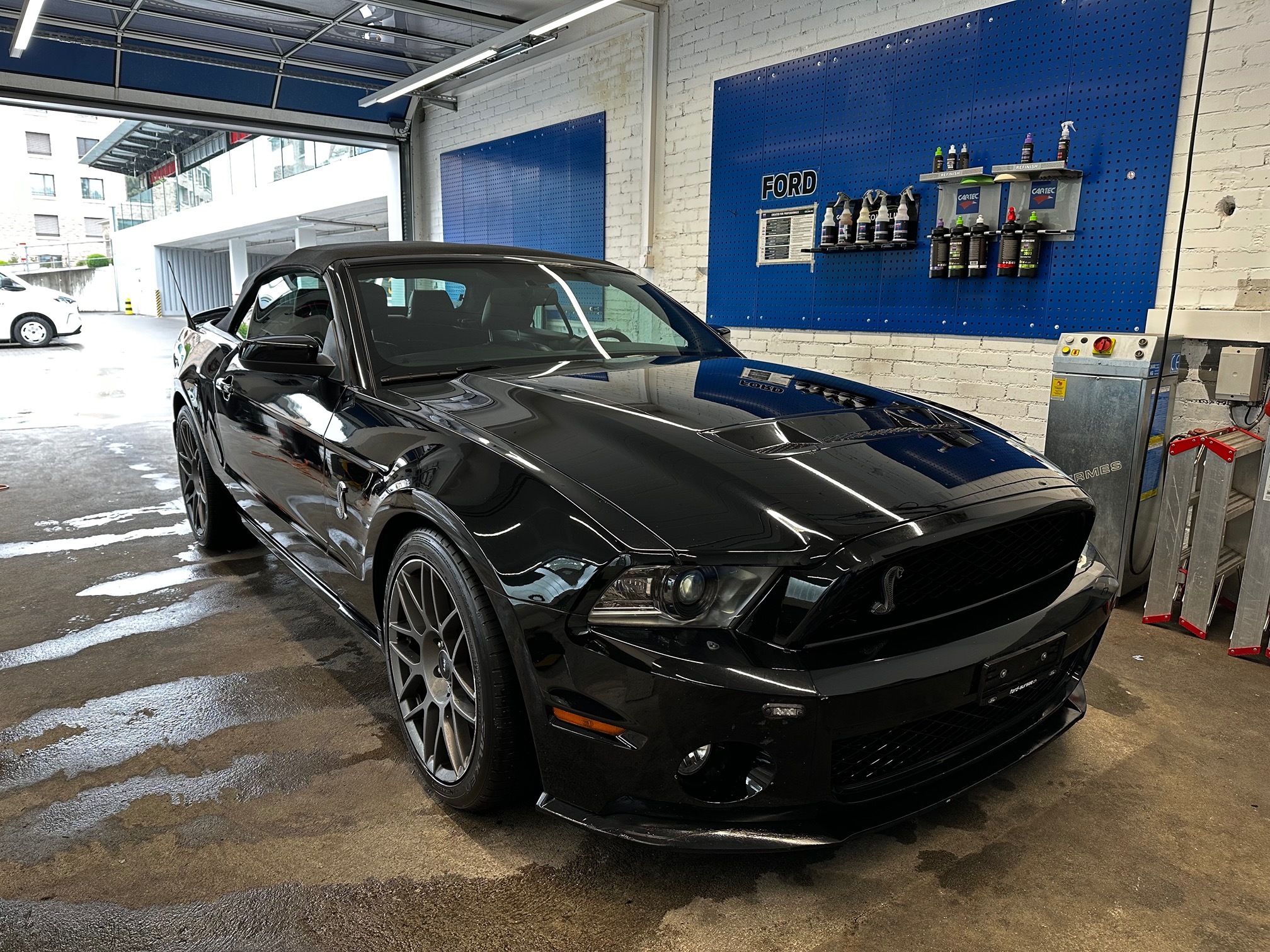FORD Mustang Shelby GT 500 5.4i Cabrio — zdjęcie 7