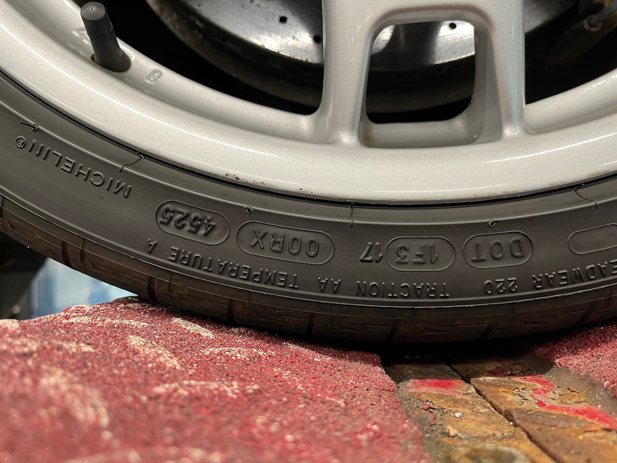 PORSCHE 911 Carrera 4S — zdjęcie 15