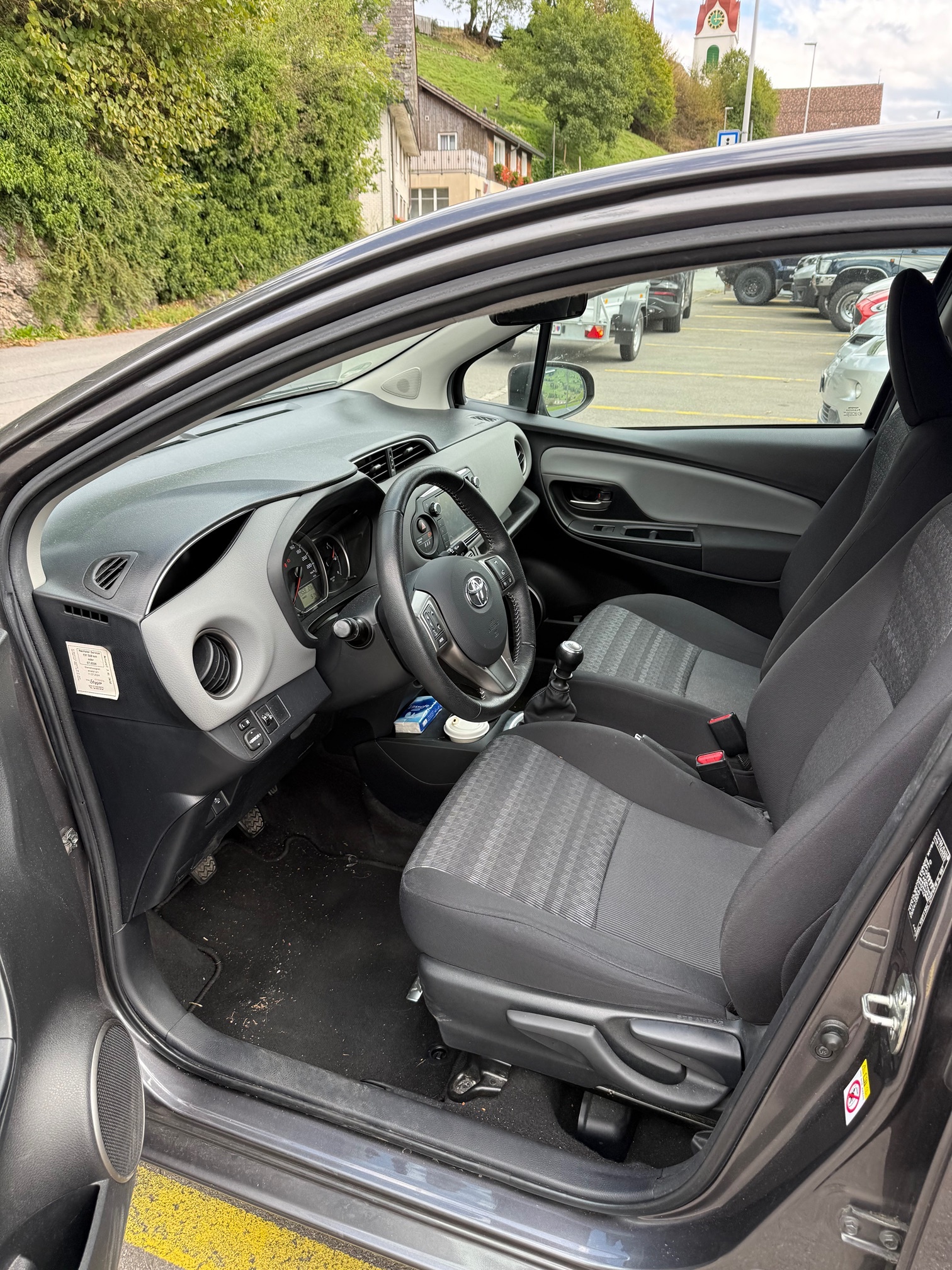 TOYOTA Yaris 1.33 — zdjęcie 15