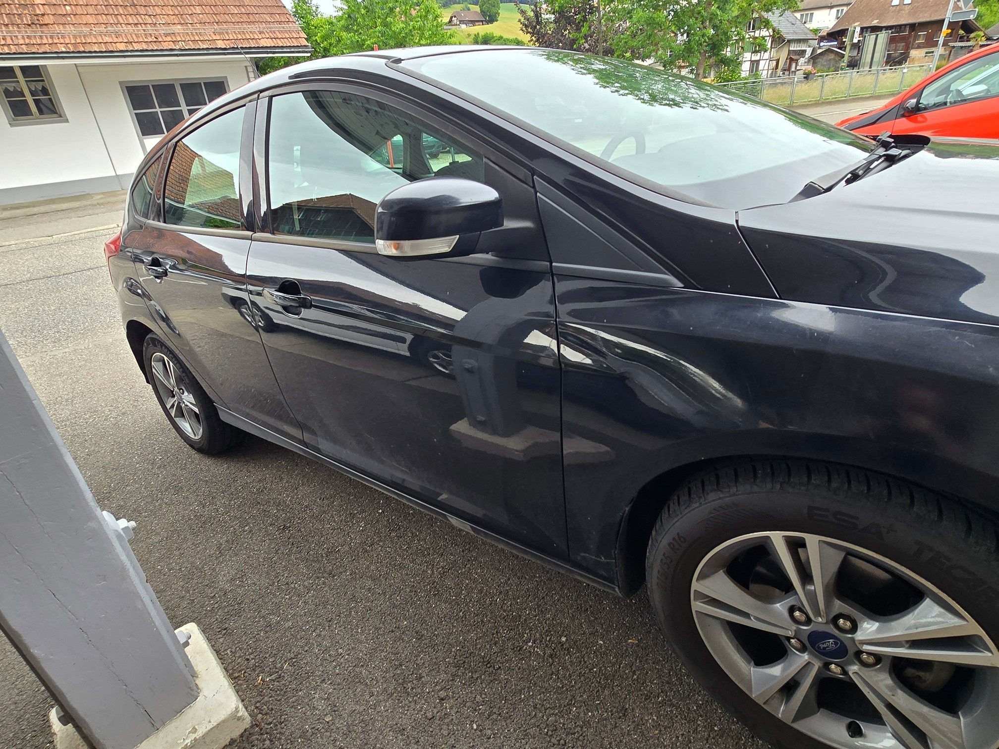 FORD Focus 1.0 SCTi — zdjęcie 6