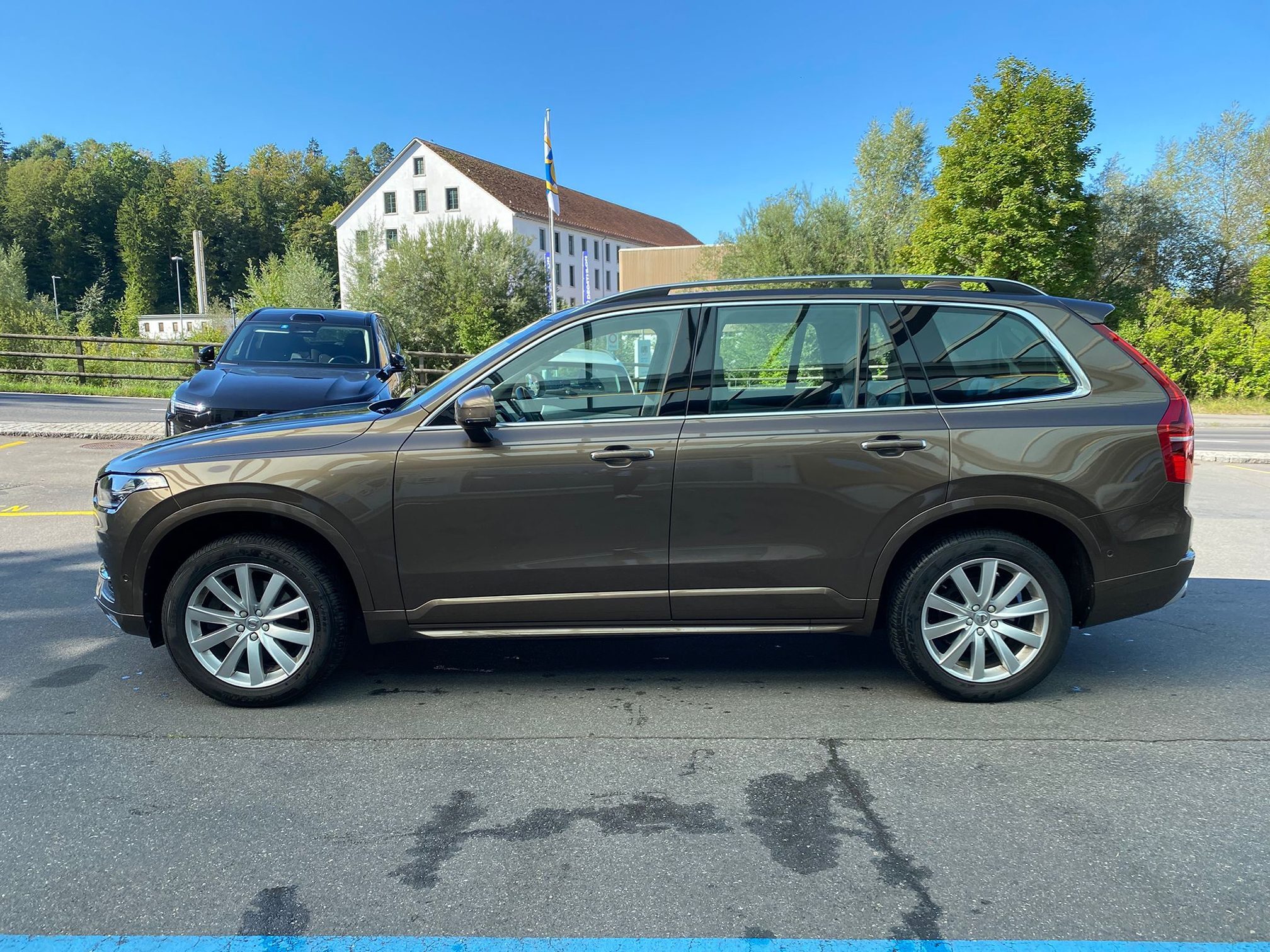VOLVO XC90 D5 AWD — zdjęcie 2