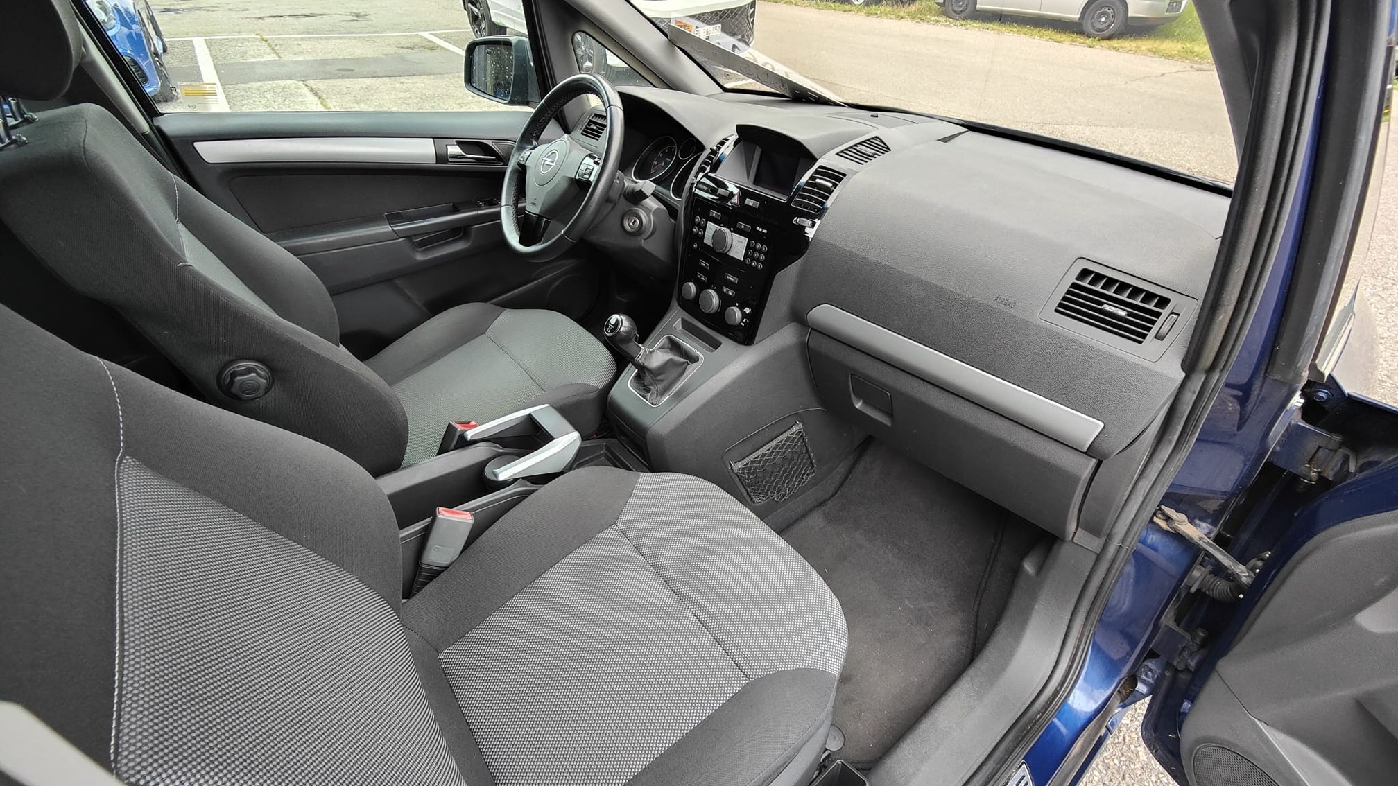 OPEL Zafira B18R — zdjęcie 11