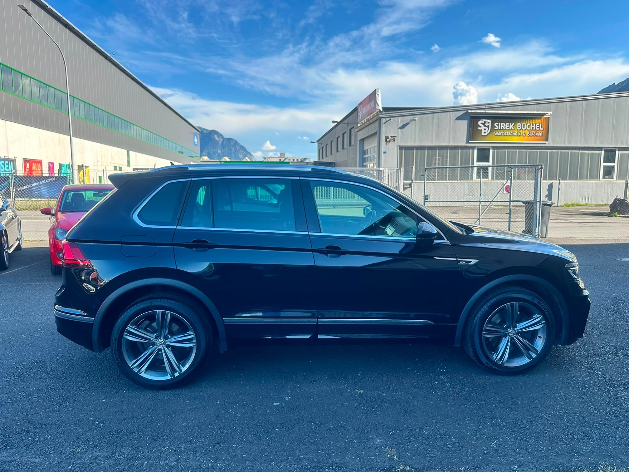 VW Tiguan 2.0 4M RL — zdjęcie 4