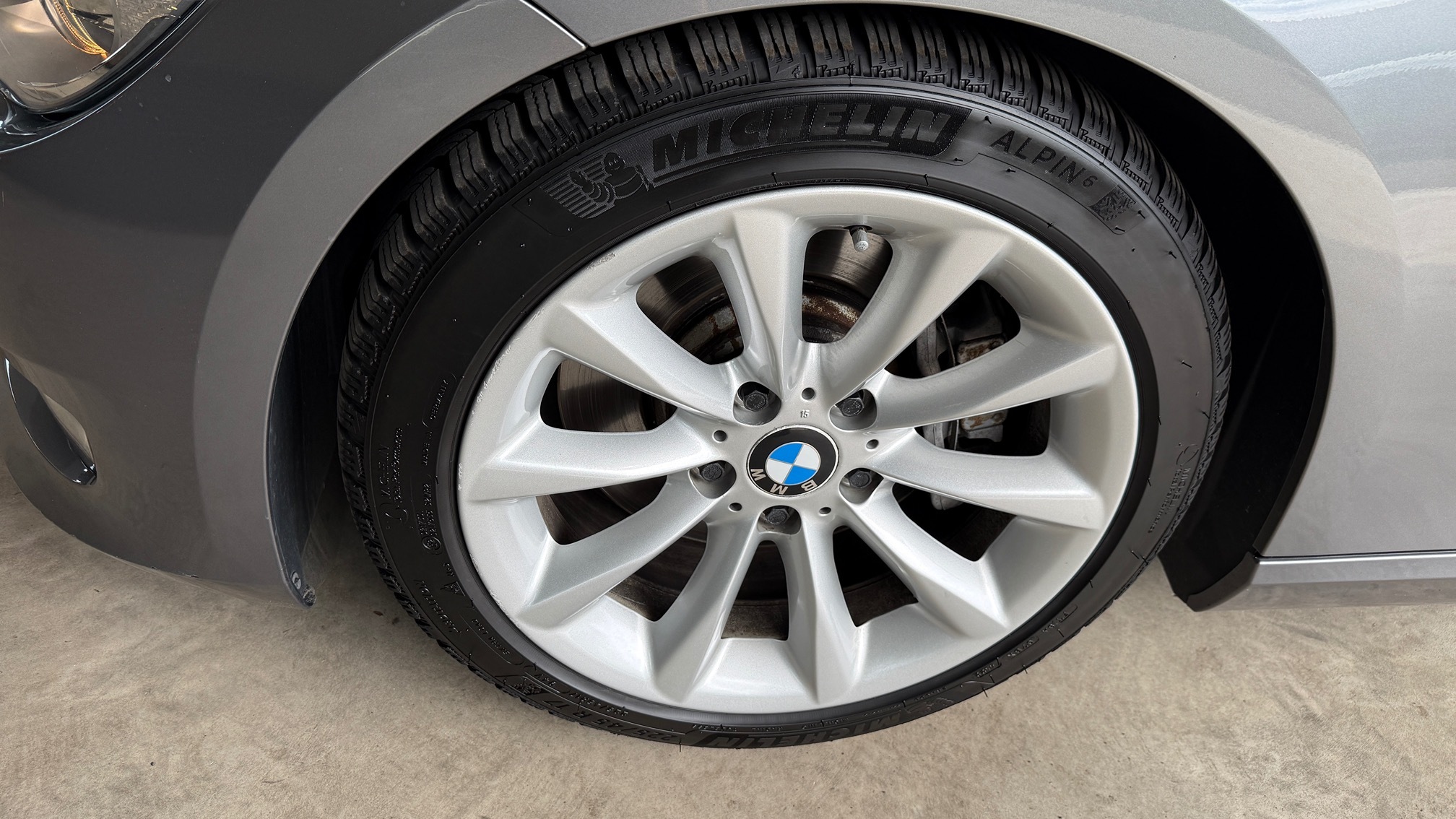 BMW 335i xDrive Coupé — zdjęcie 11