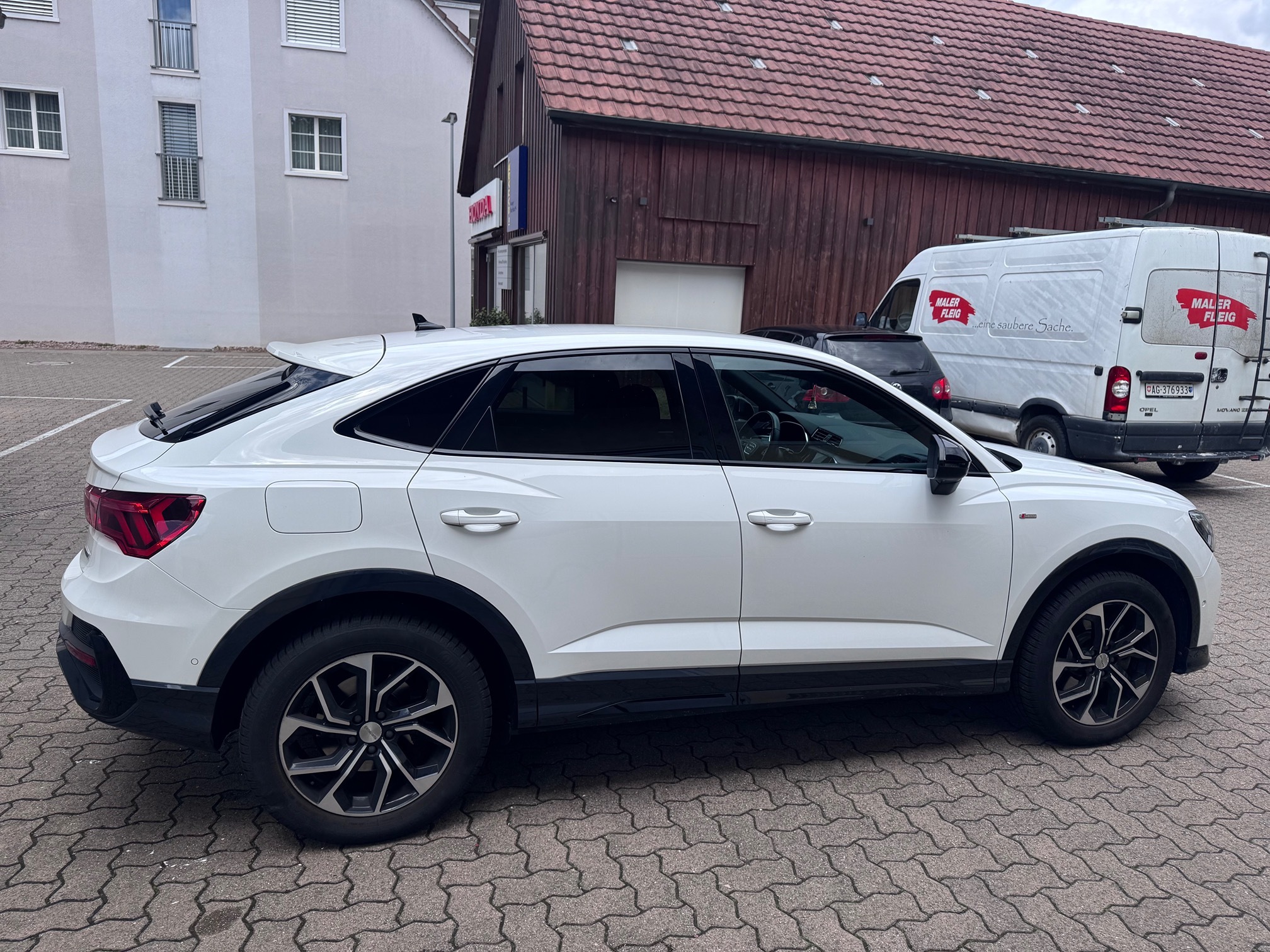 AUDI Q3 SB 40 TDI qu — zdjęcie 3