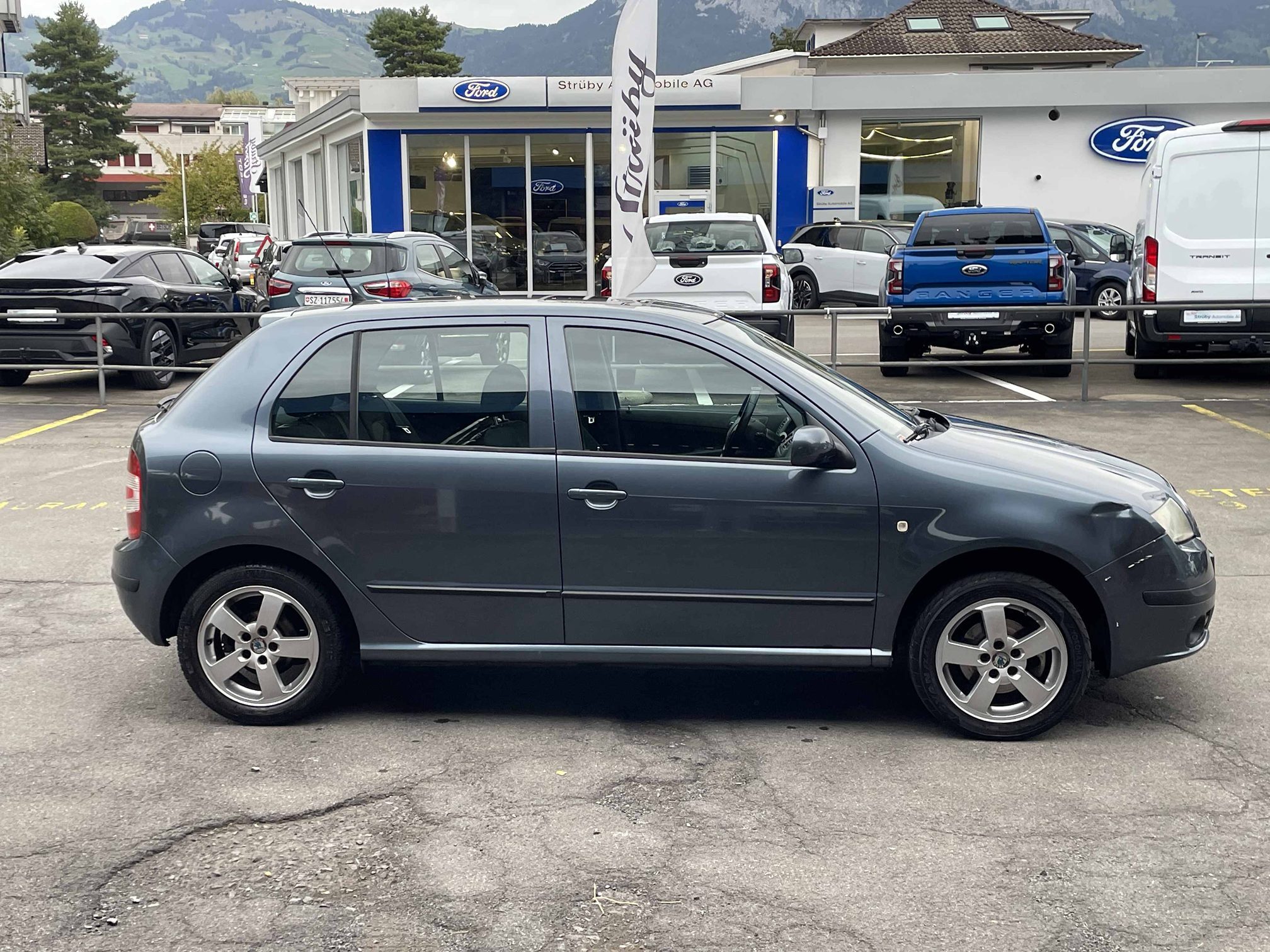 SKODA Fabia Hatchback — zdjęcie 7