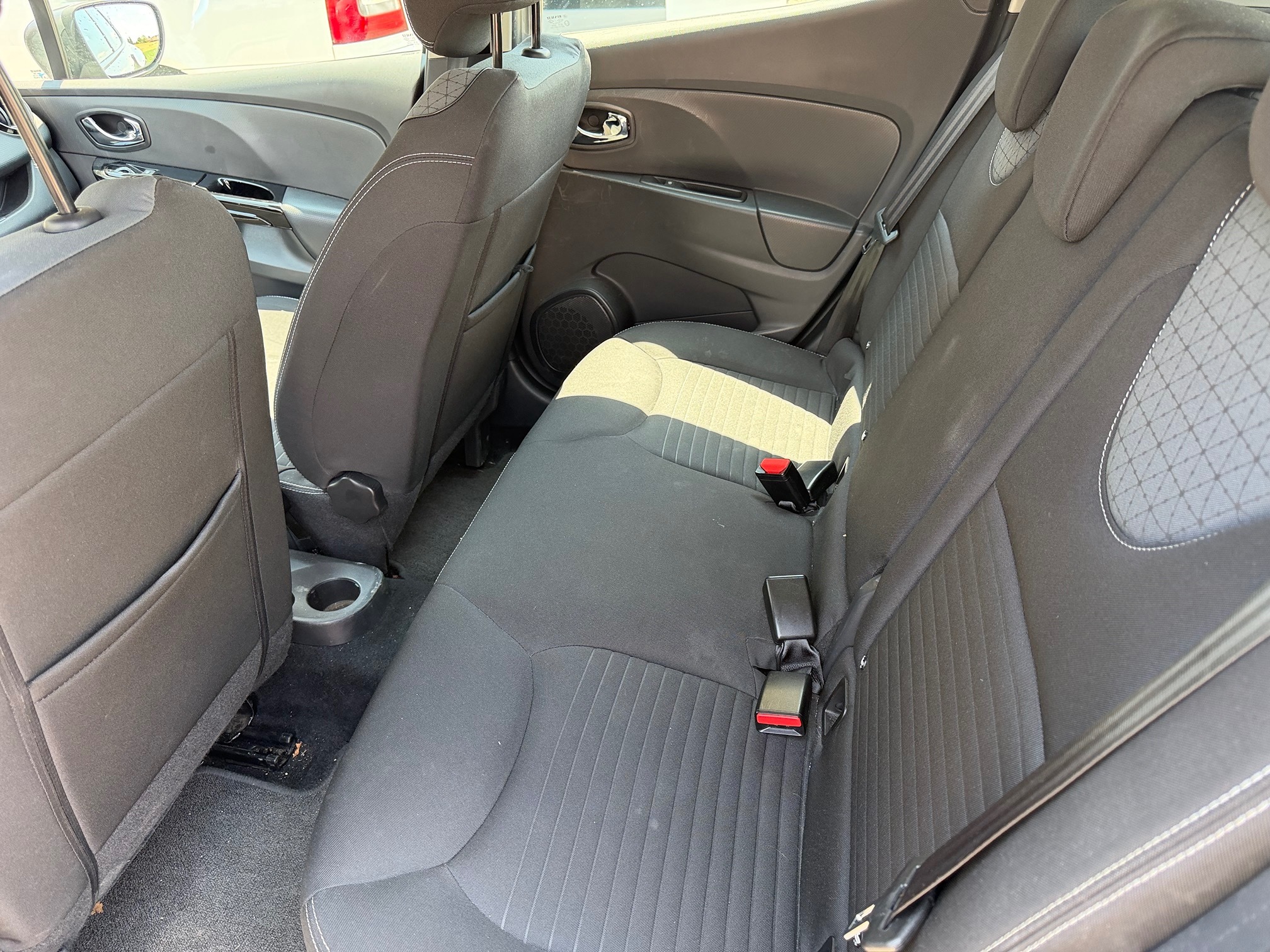 RENAULT Clio 90 — zdjęcie 10