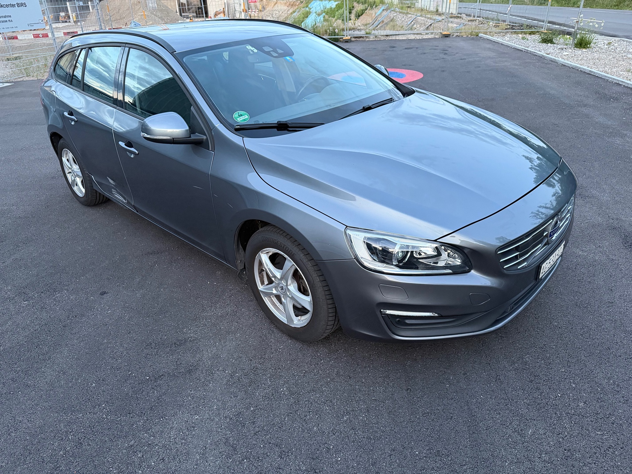 VOLVO V60 — zdjęcie 7