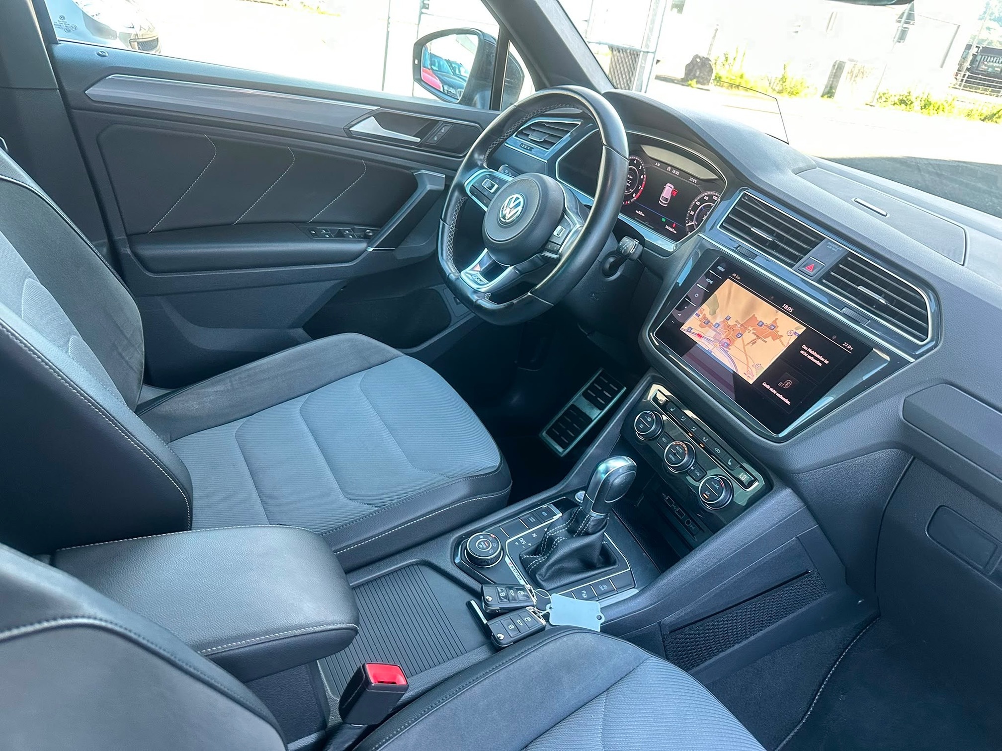 VW Tiguan 2.0 4M RL — zdjęcie 13