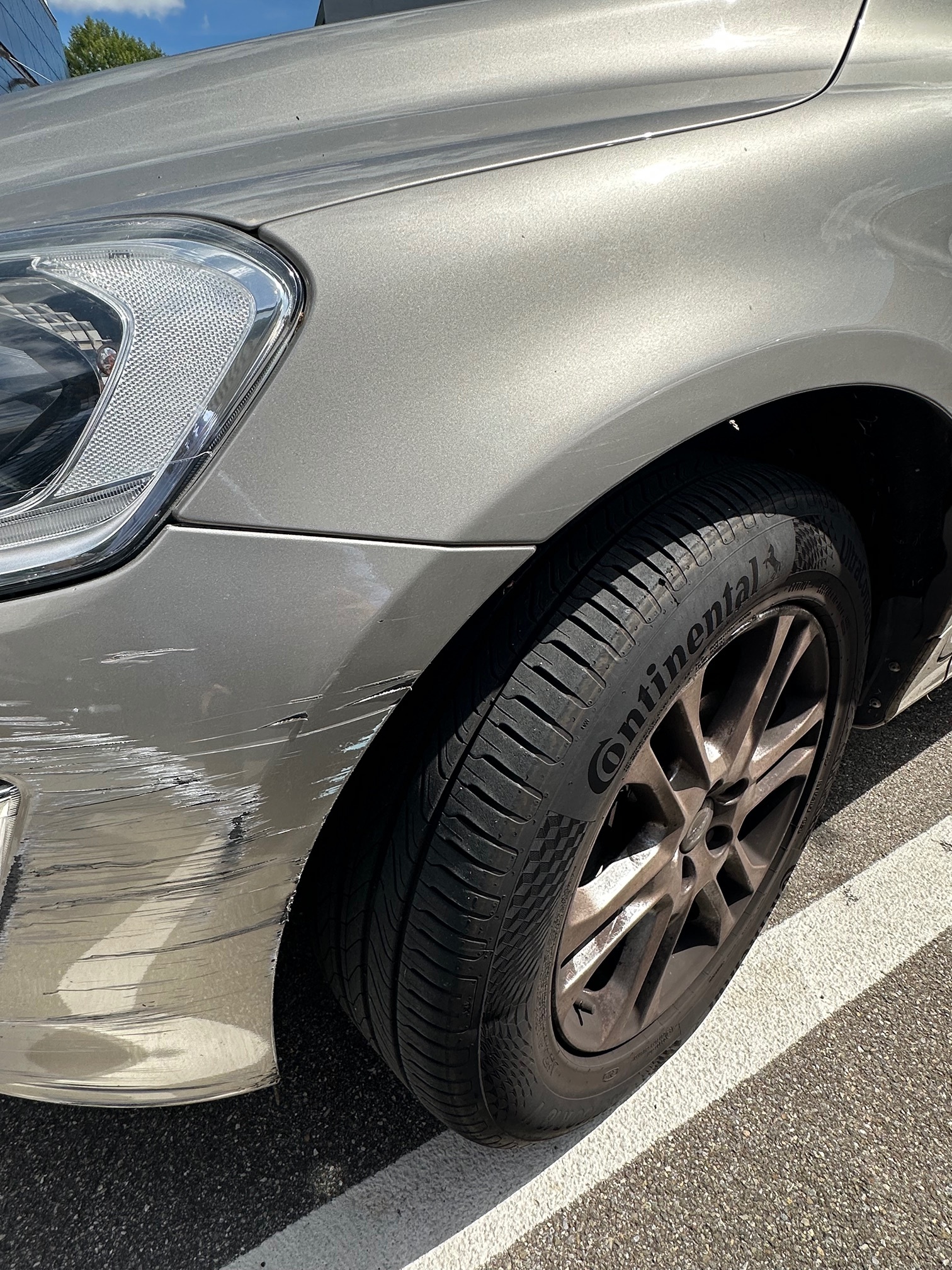 VOLVO XC60 D5 AWD — zdjęcie 5