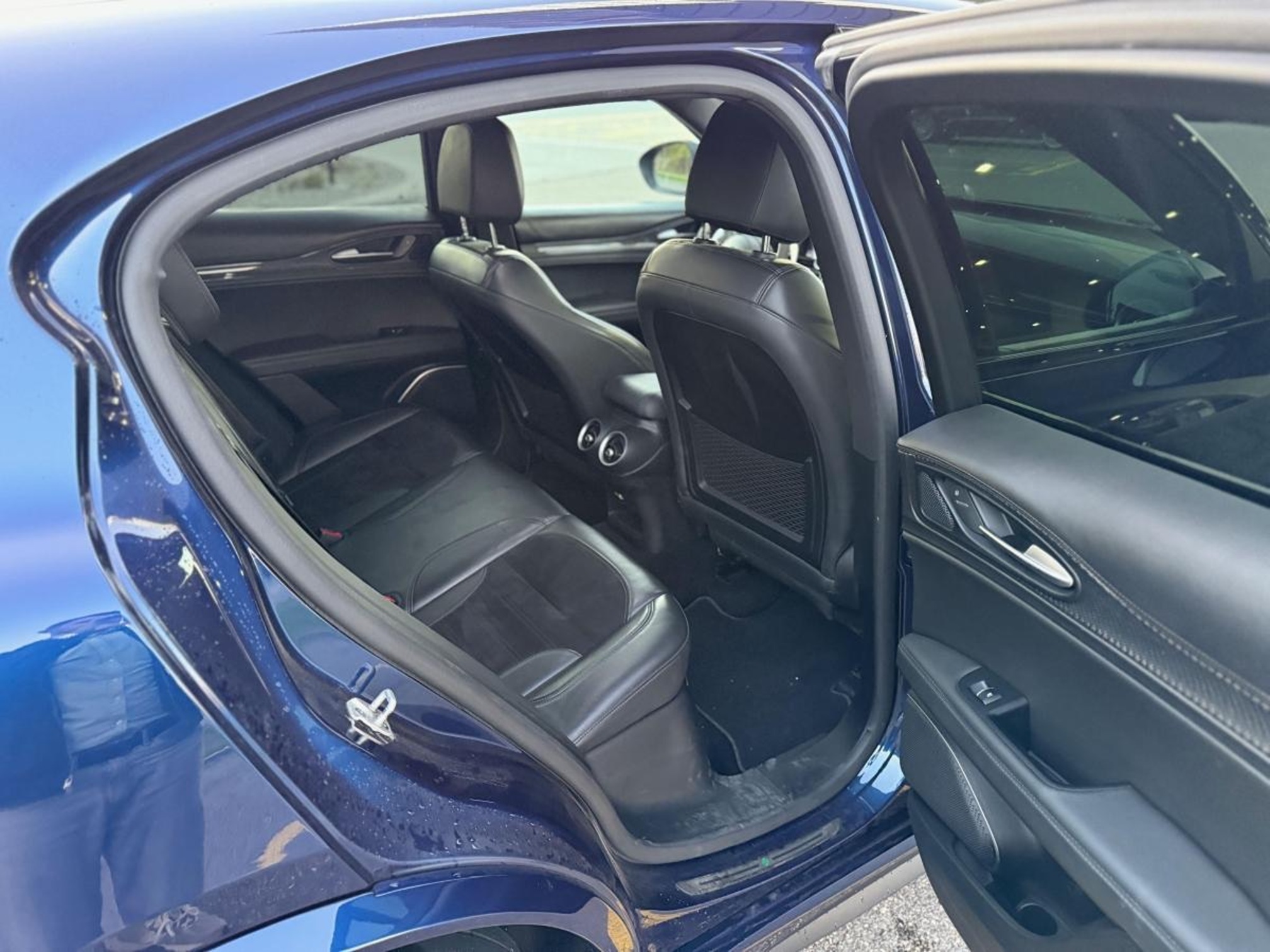 ALFA ROMEO Stelvio2.9V6 Q4 — zdjęcie 11