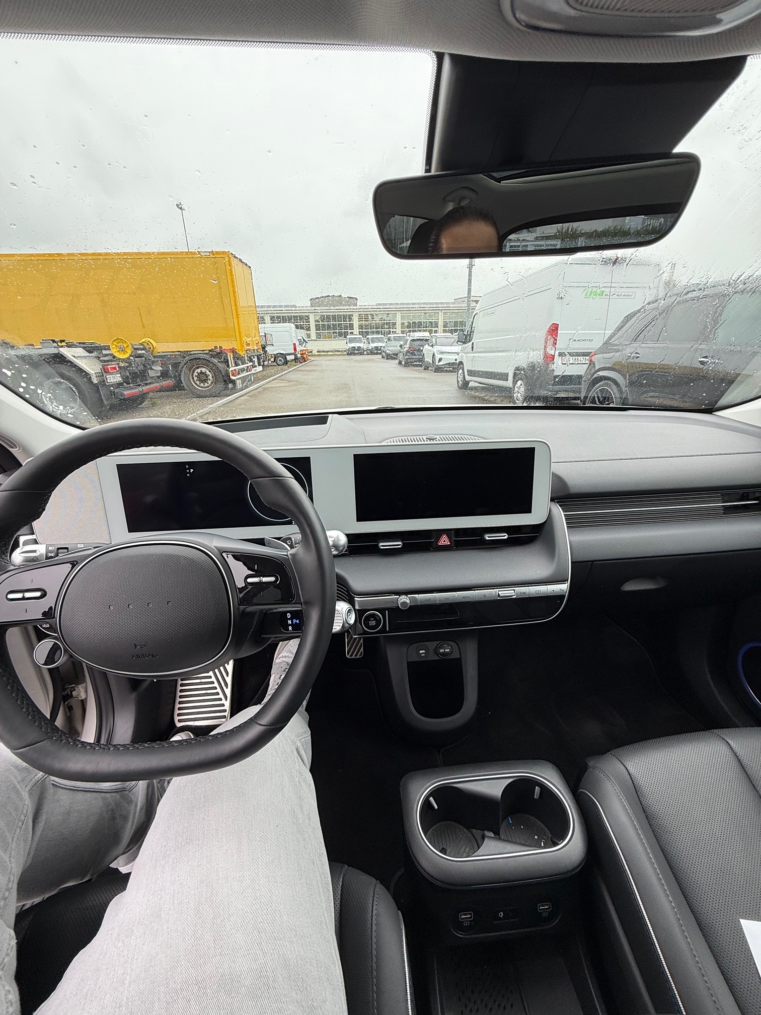HYUNDAI Ioniq 5 EV — zdjęcie 12