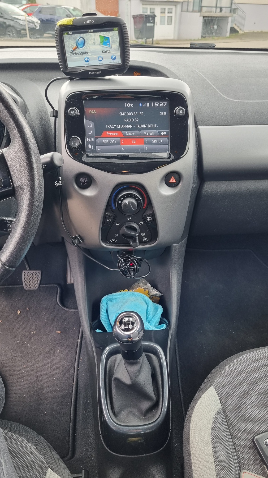 TOYOTA Aygo 1.0 — zdjęcie 15