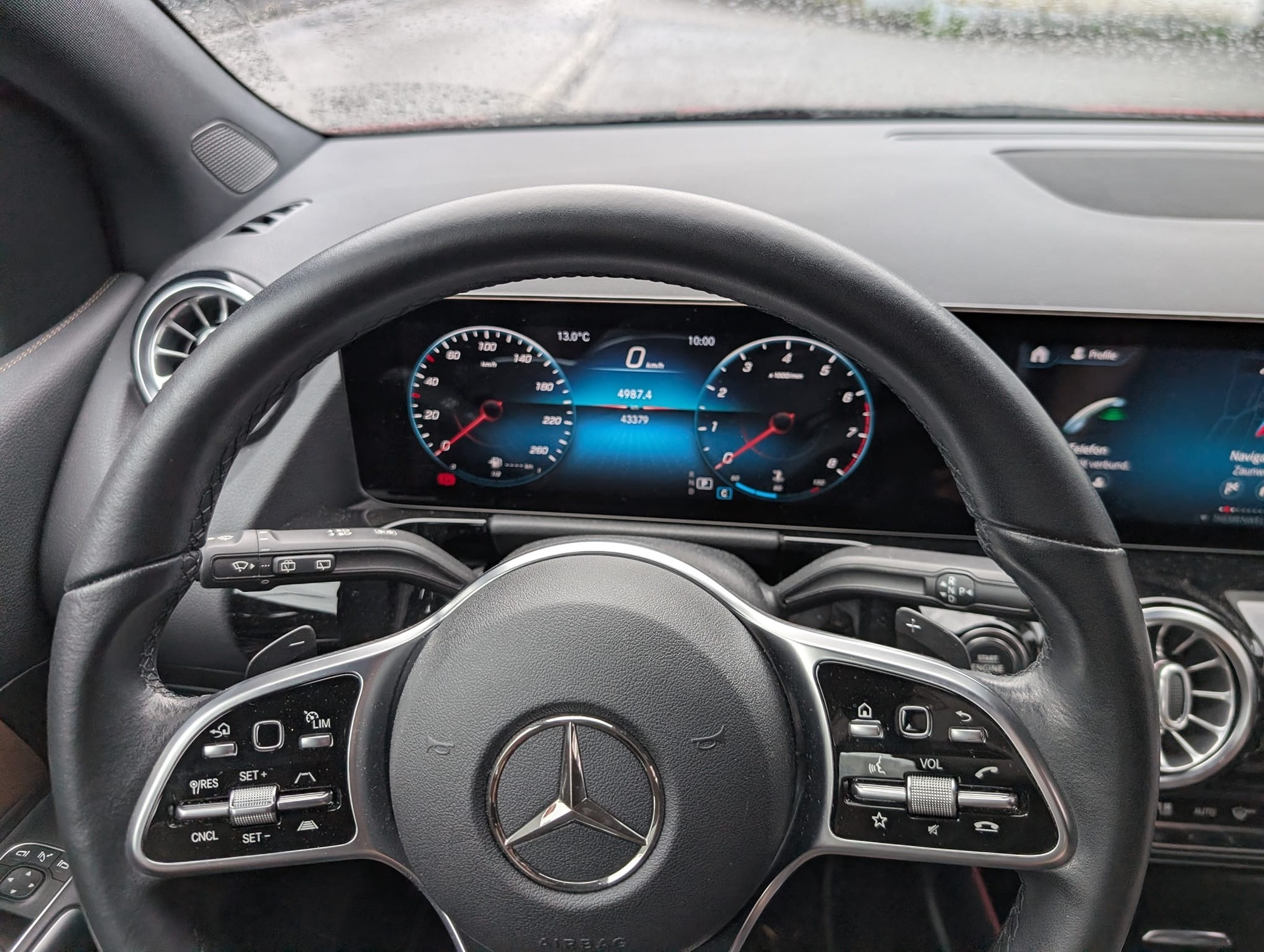 MERCEDES-BENZ B 220 4m — zdjęcie 11