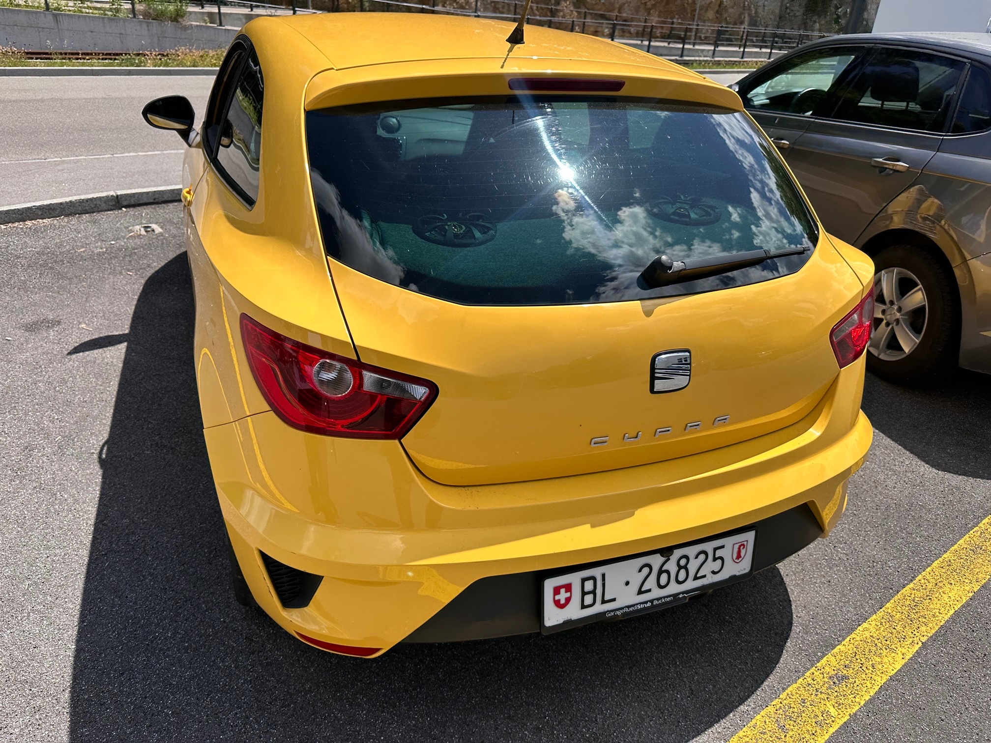 SEAT Ibiza Cupra — zdjęcie 12