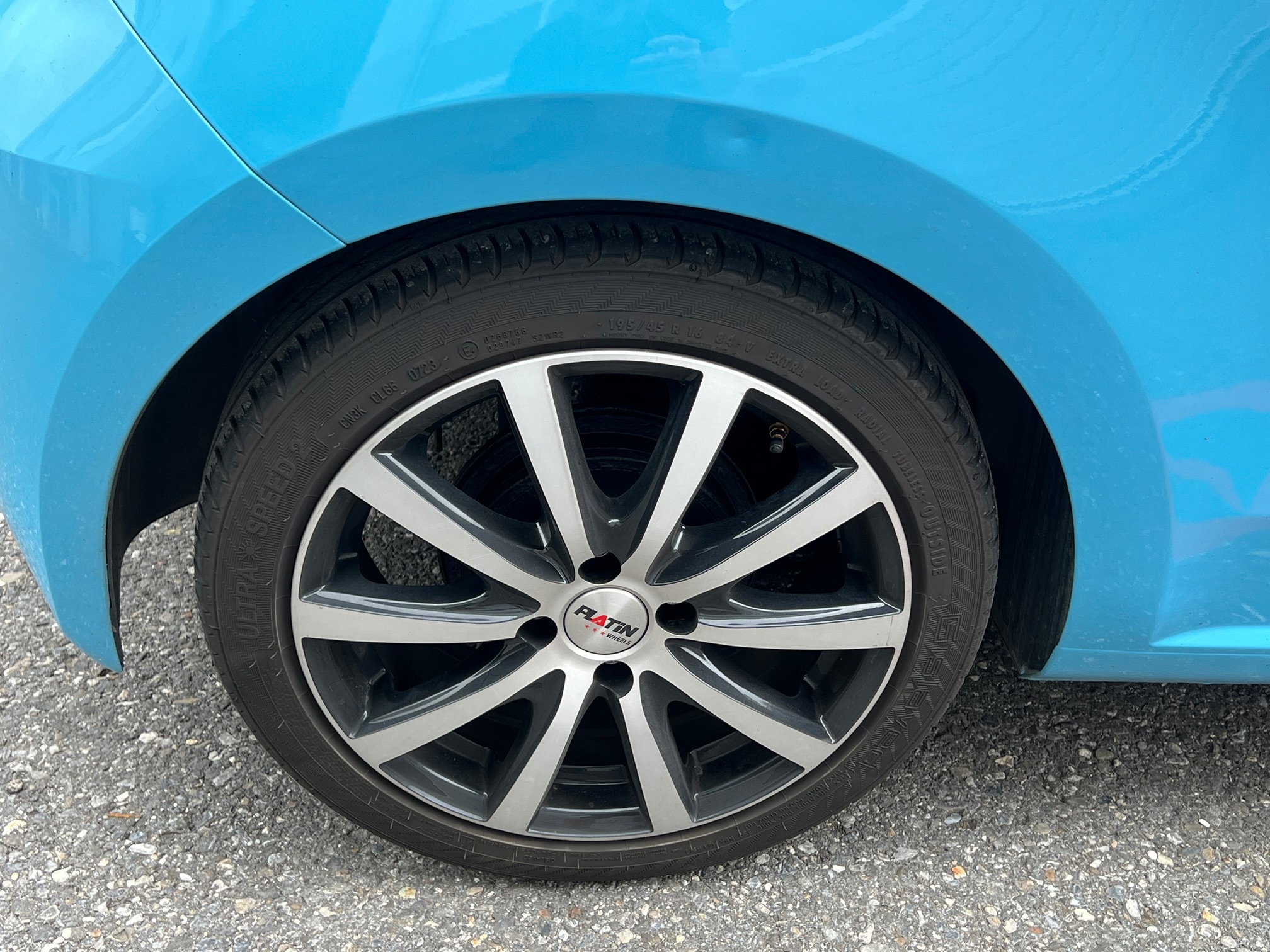 VW UP 1.0 BMT 44kW — zdjęcie 9