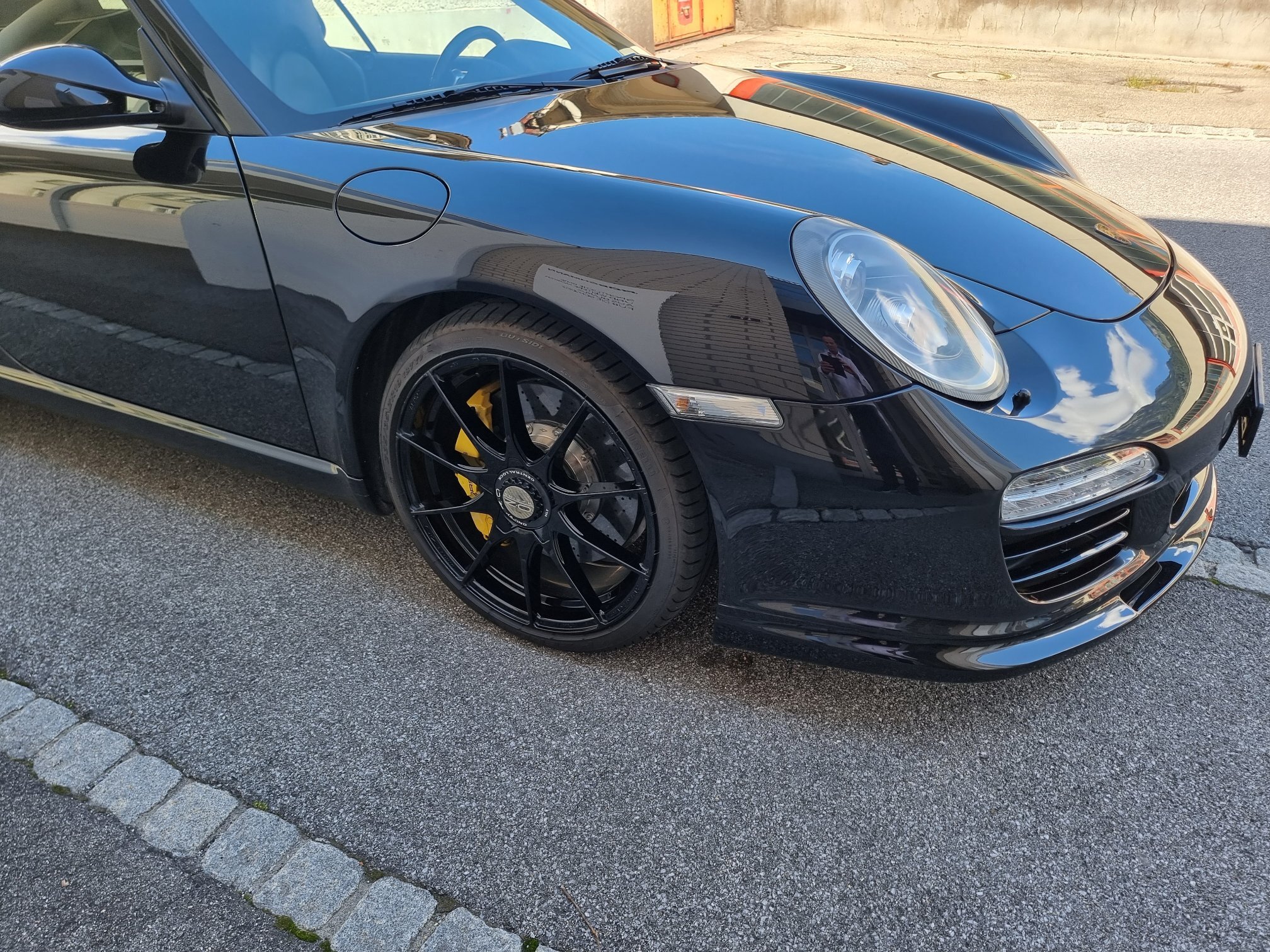 PORSCHE 911 Carrera S Cab. — zdjęcie 6