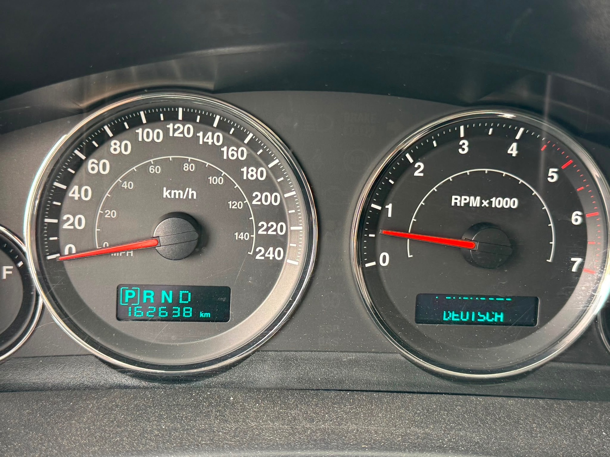 JEEP Commander 3.0CRD — zdjęcie 9