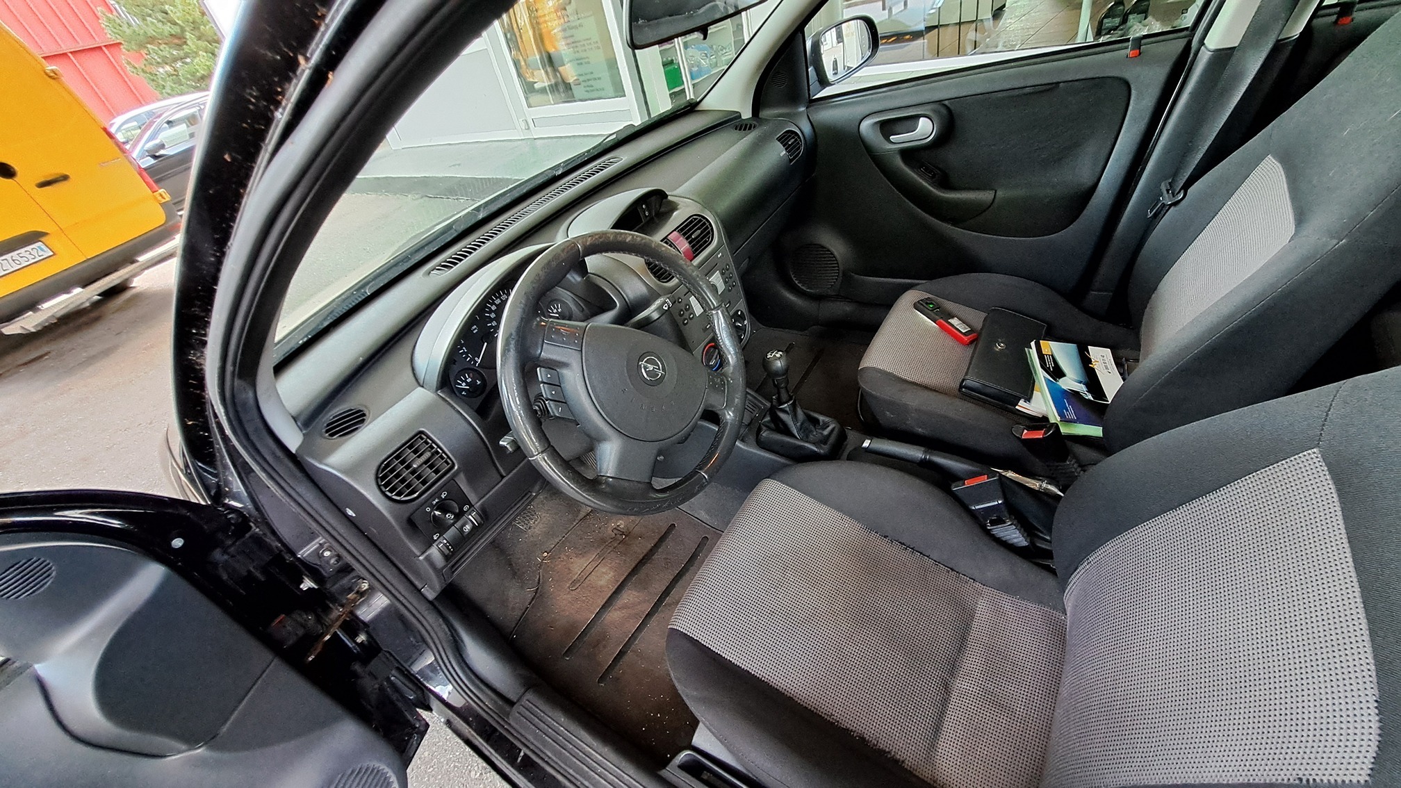 OPEL Corsa C10 — zdjęcie 9