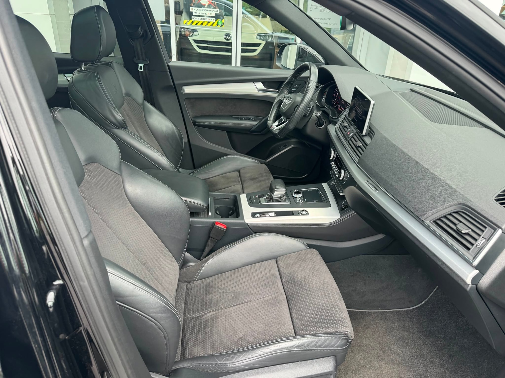 AUDI Q5 40 TDI quattro — zdjęcie 5
