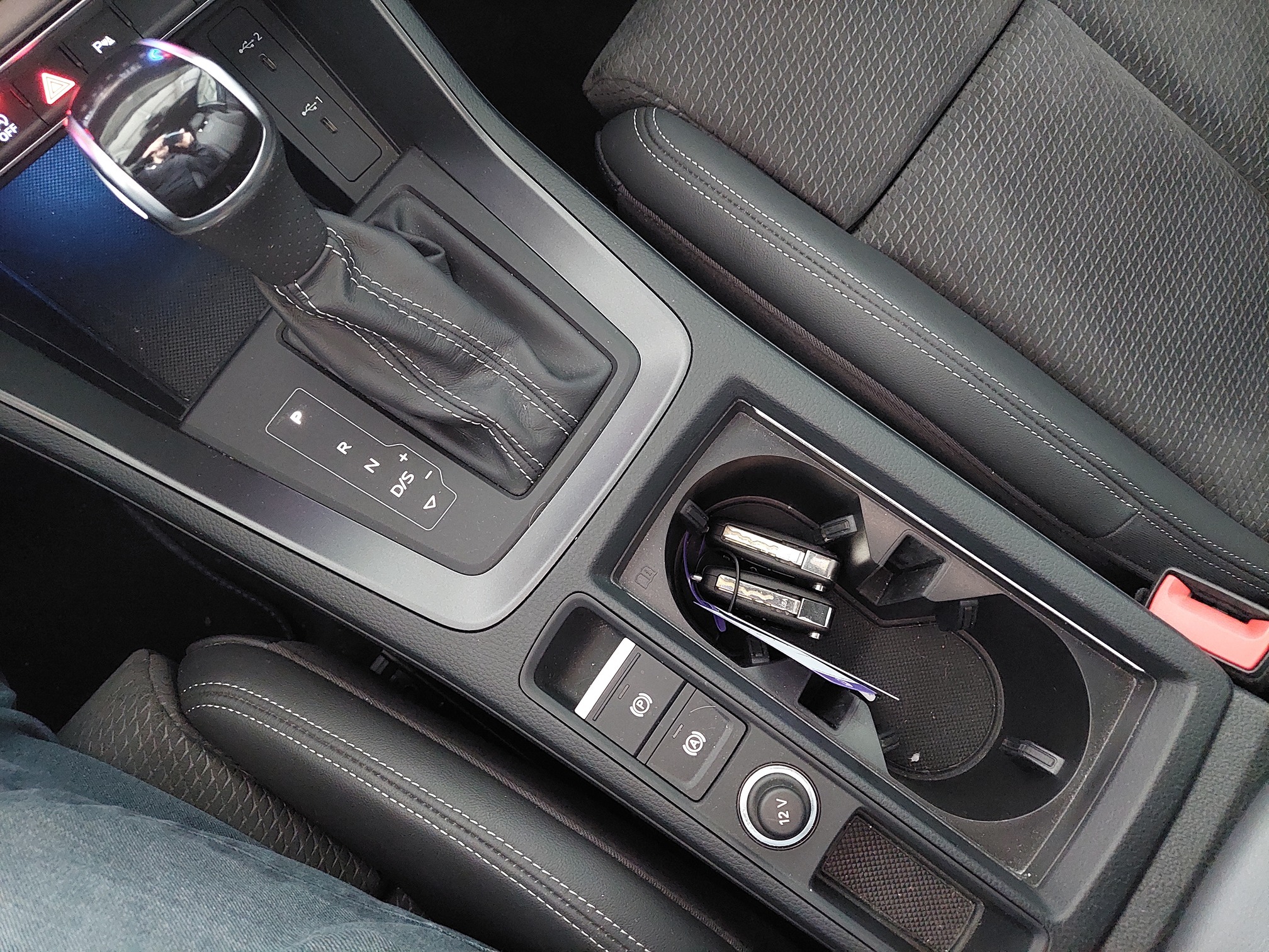 AUDI Q3 SB 40 TDI quattro  — zdjęcie 13
