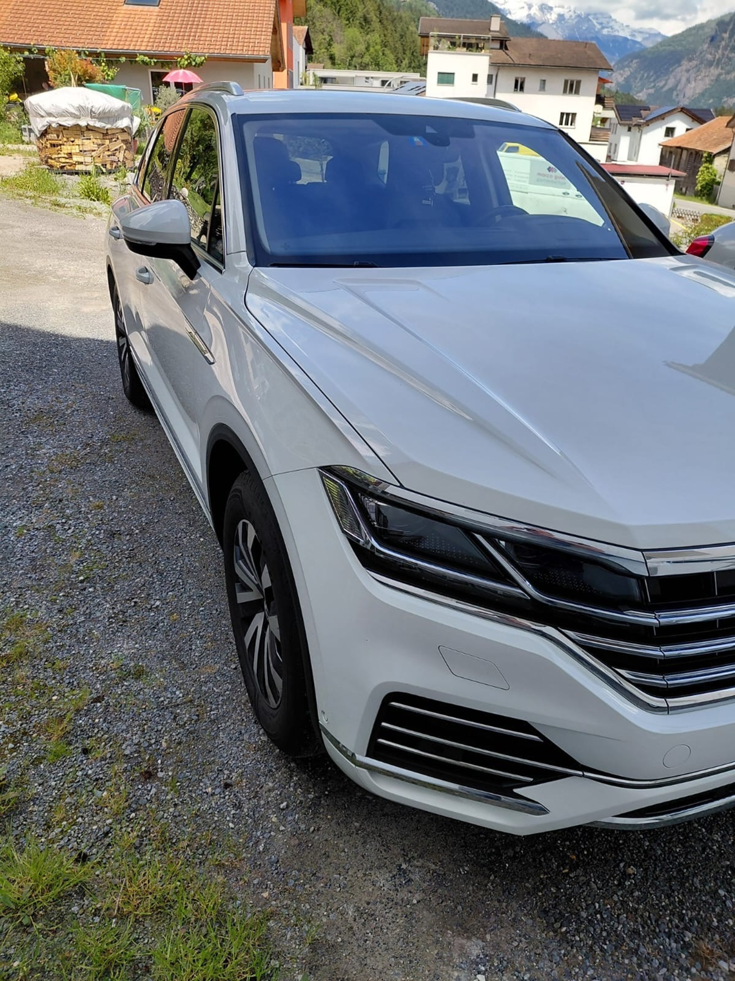 VW Touareg — zdjęcie 3