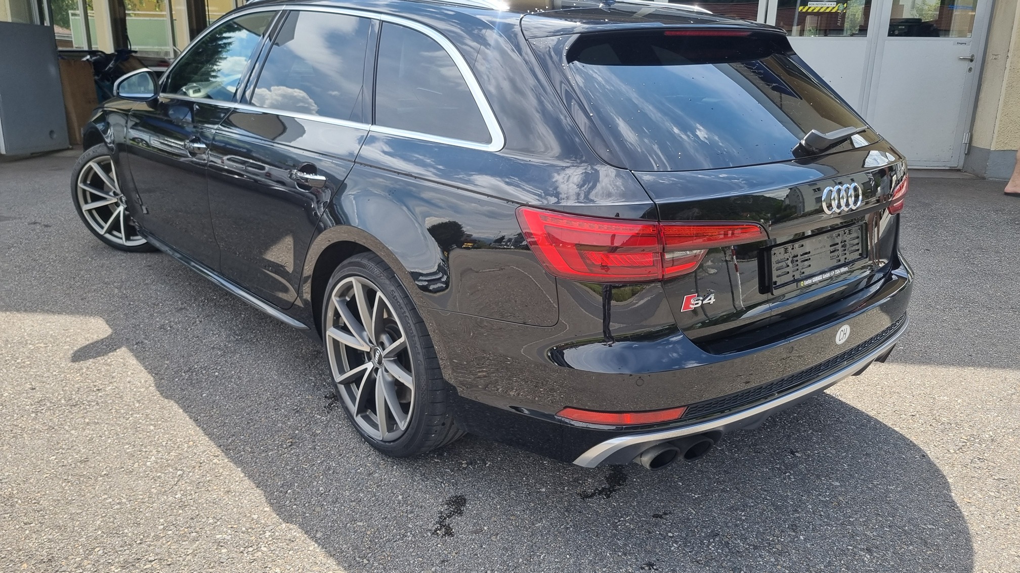 AUDI S4 Av.qu. 3.0TFSI — zdjęcie 4