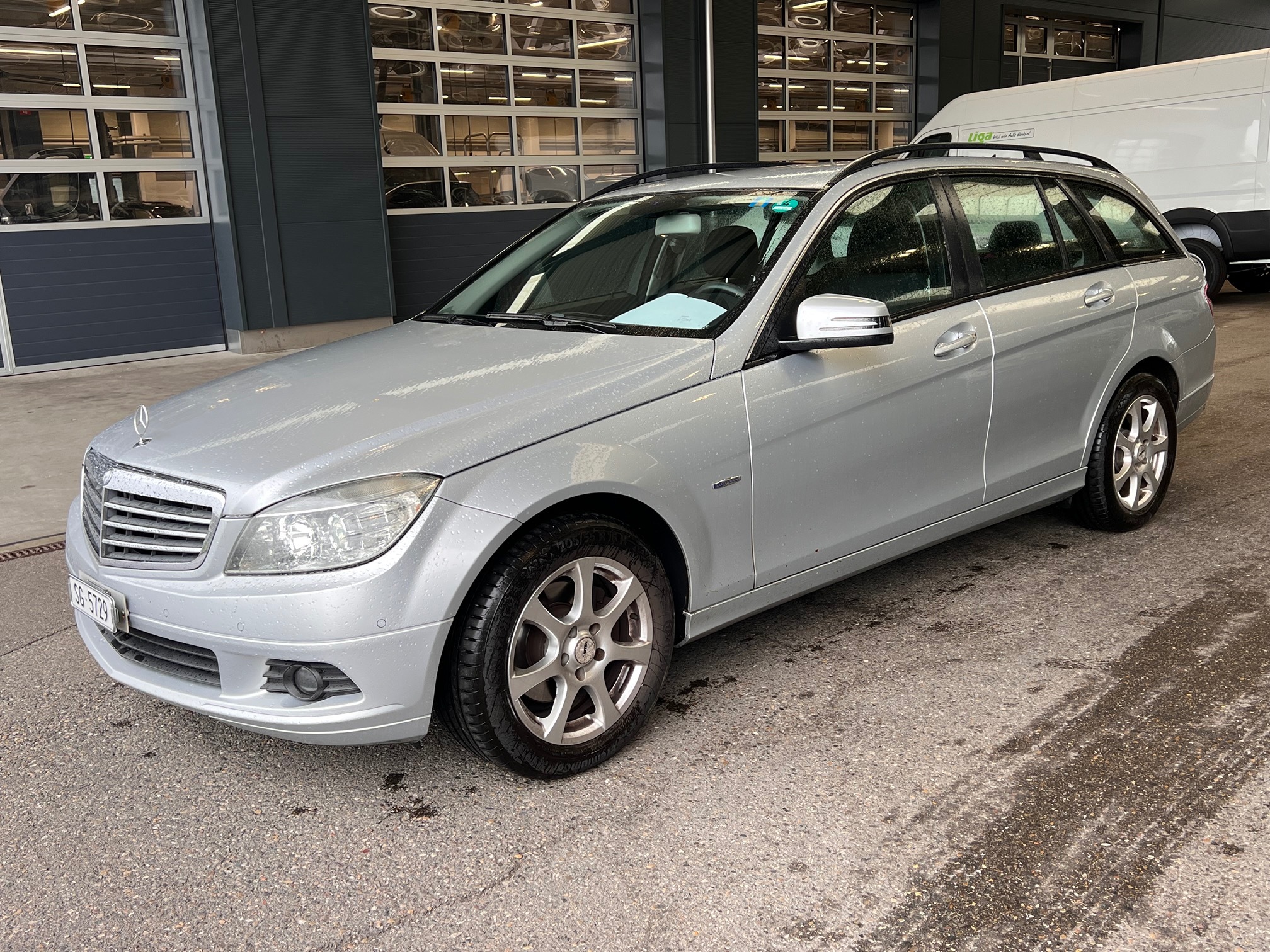 MERCEDES-BENZ C 220 — zdjęcie 1