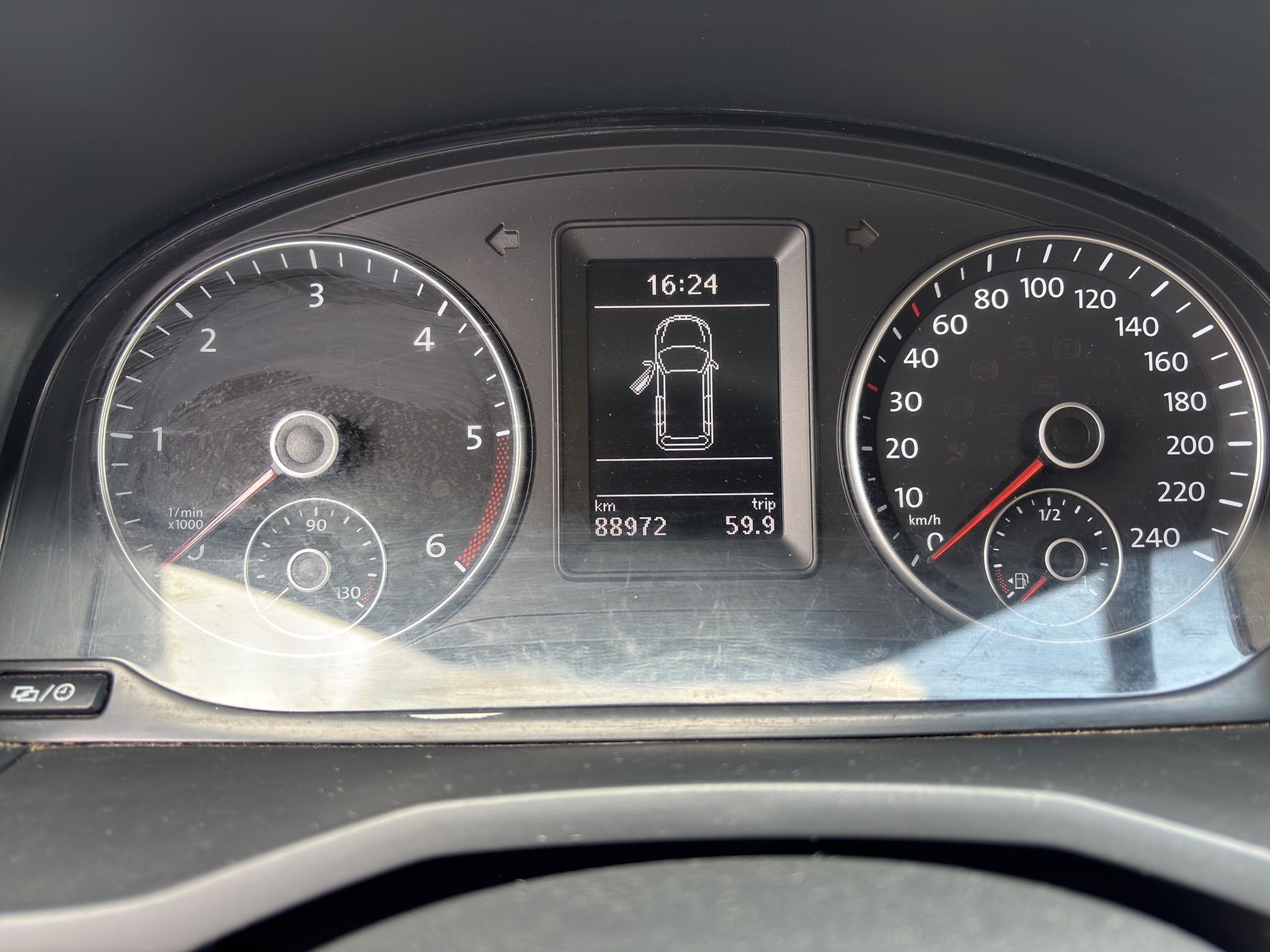 VW CaddyMax 2.0TDI4M — zdjęcie 11