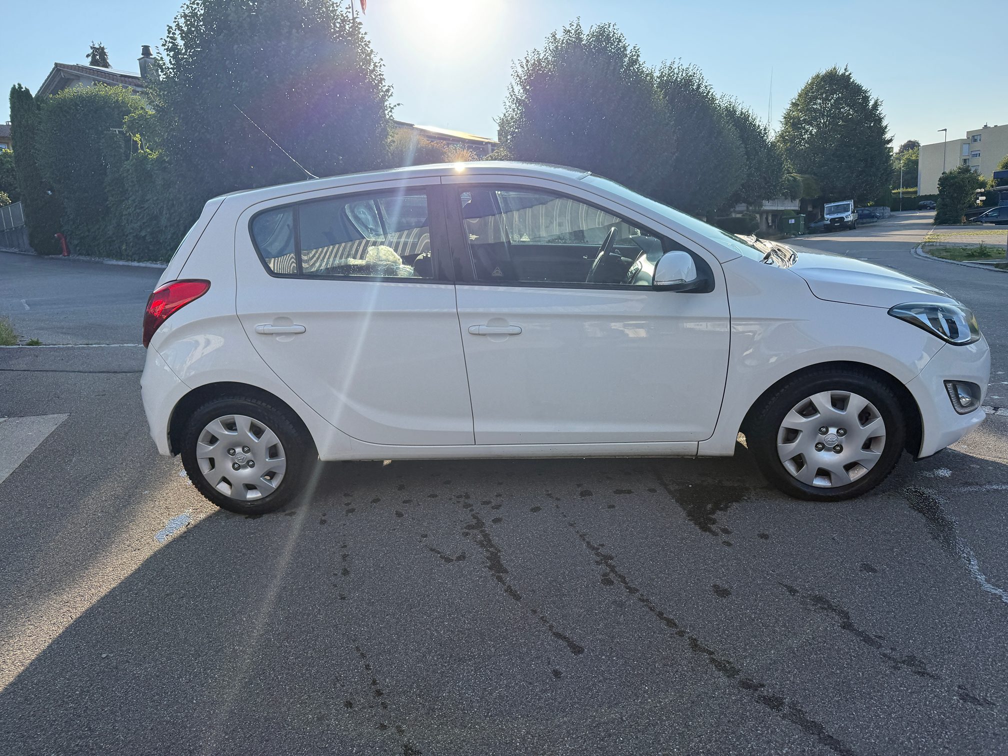 HYUNDAI I20 — zdjęcie 8