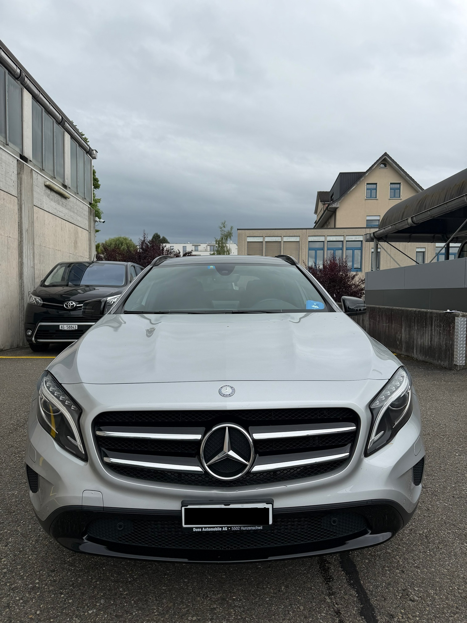 MERCEDES-BENZ GLA 200 EC — zdjęcie 1