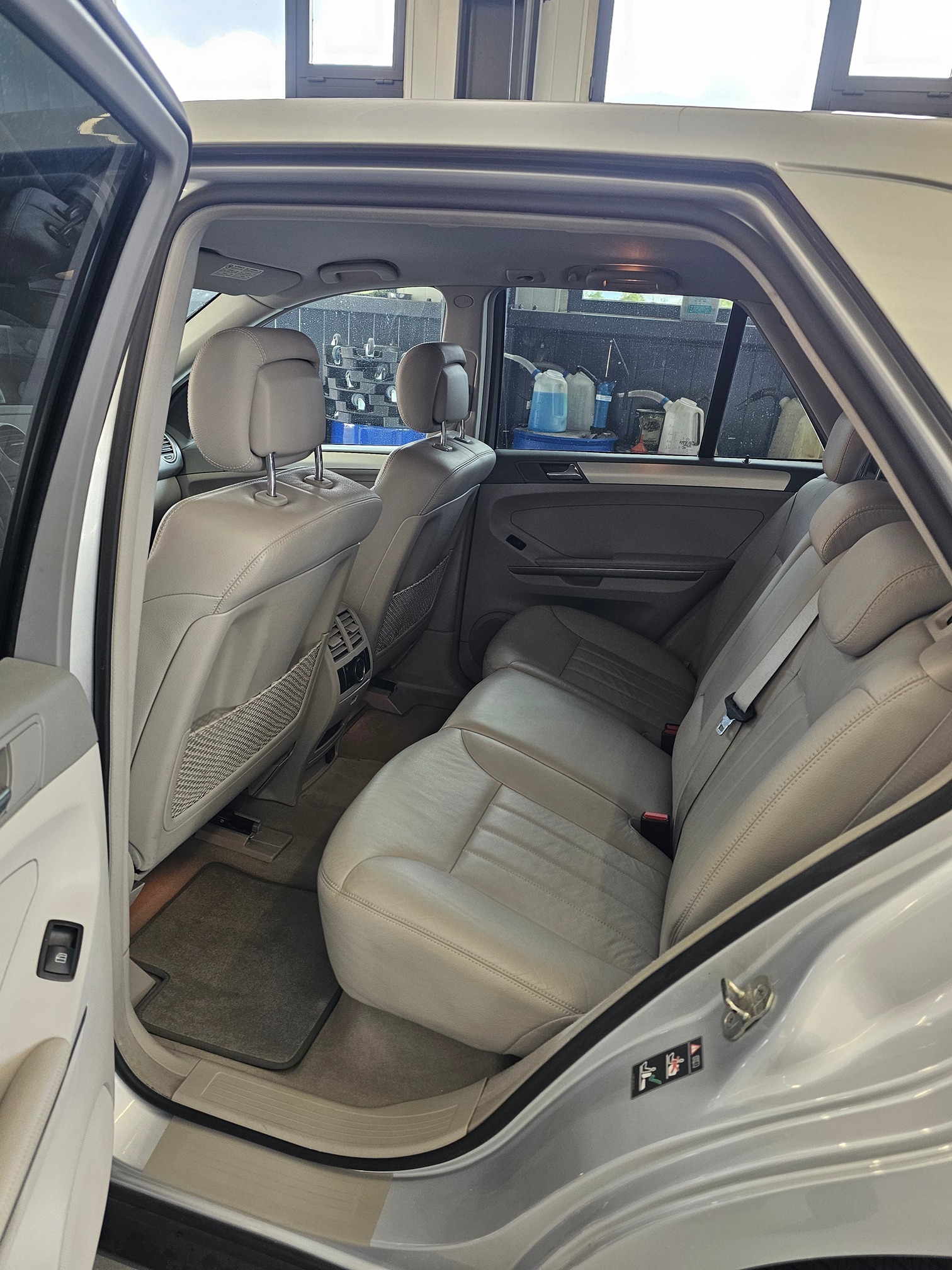 MERCEDES-BENZ ML 320 CDI — zdjęcie 12